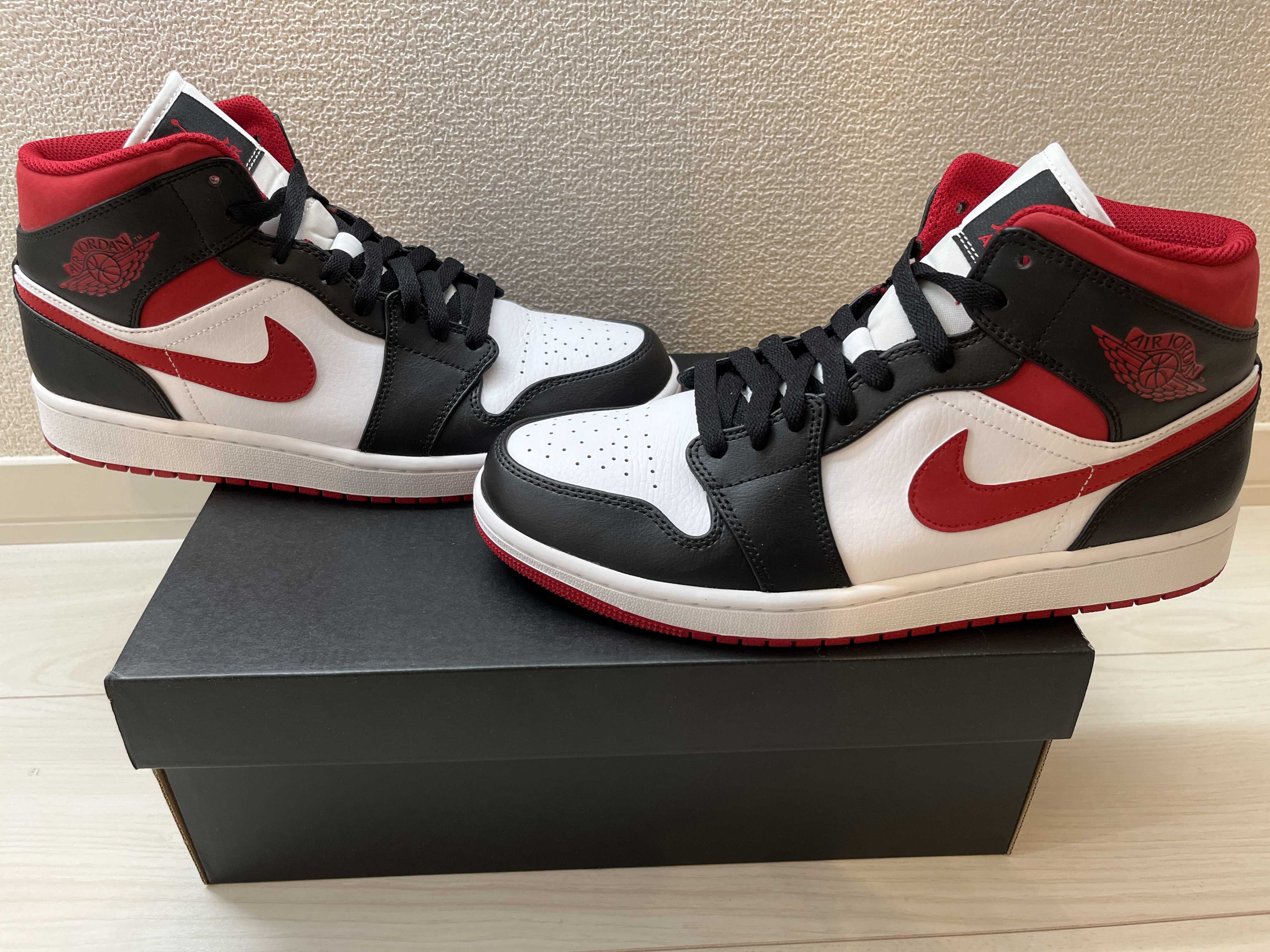 Nike Air Jordan 1 Mid "White/Gym Red Black"