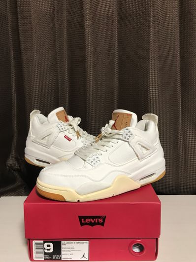 Retro 4 2025 levis white