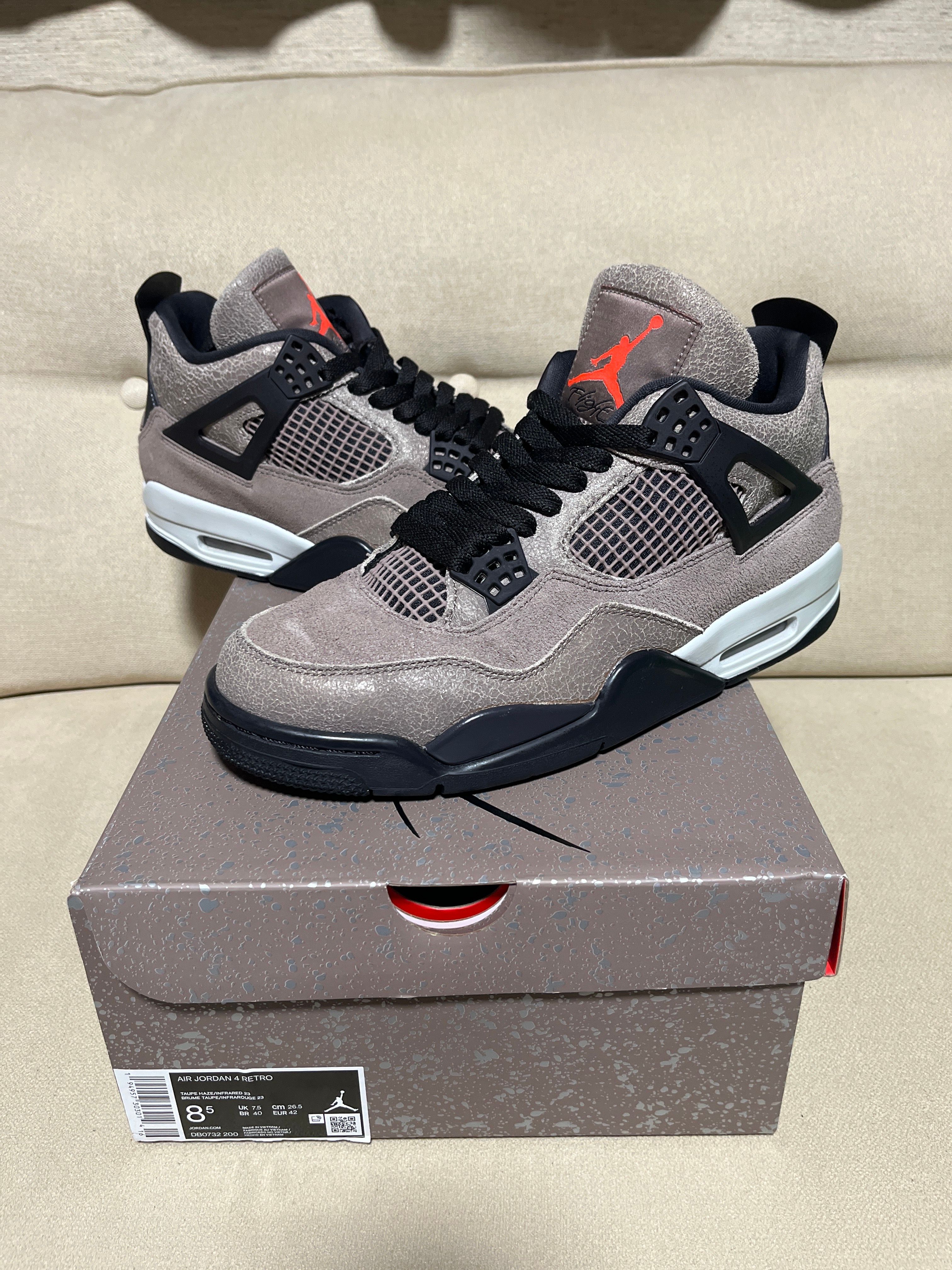 Nike Air Jordan 4 "Taupe Haze"