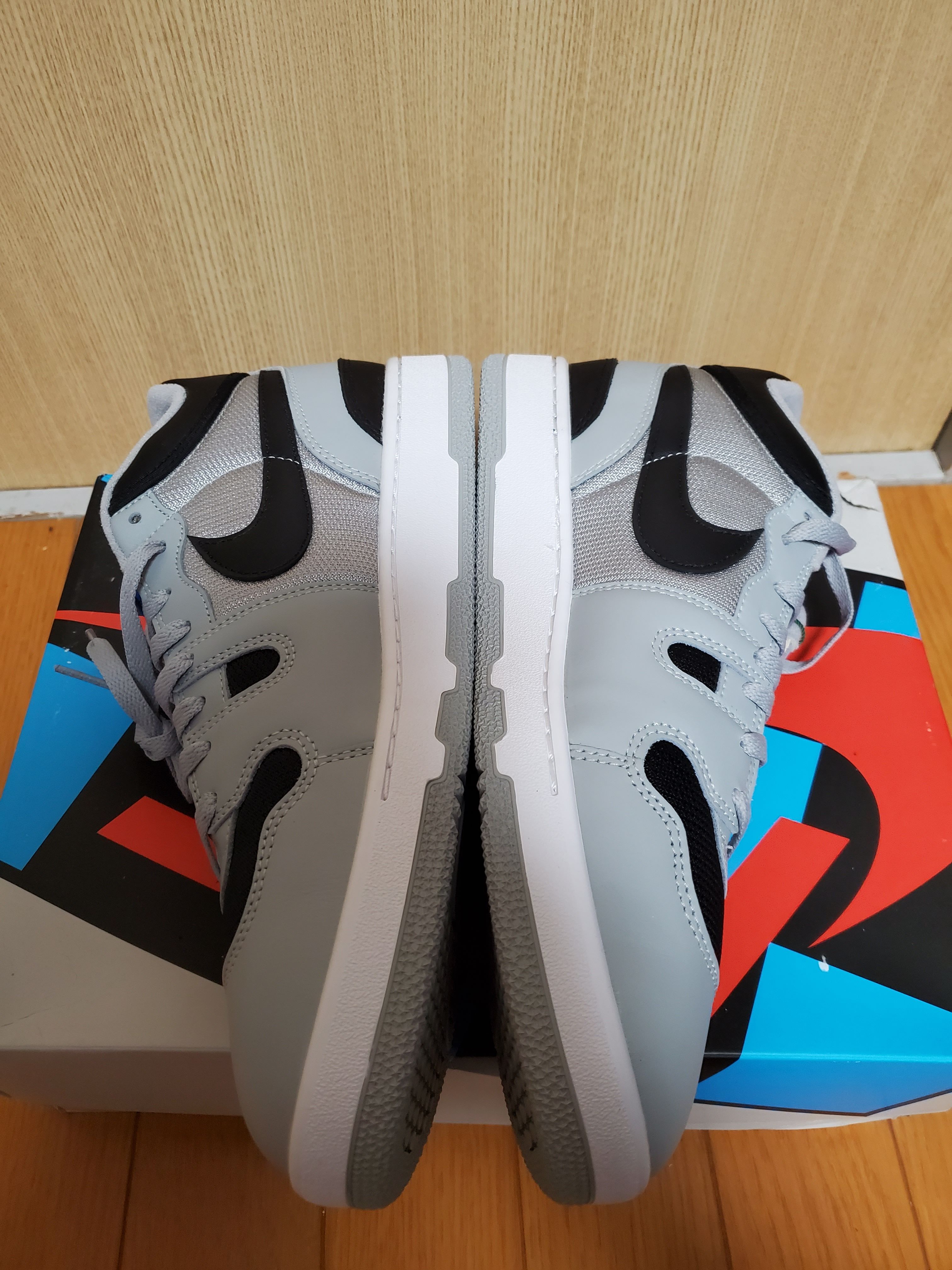 Travis Scott Cactus Jack × Nike Attack (Mac Attack) "Light Smoke Grey"