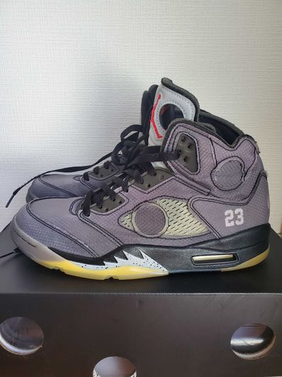 Off-White × Nike Air Jordan 5 "Black/Muslin/Fire Red"