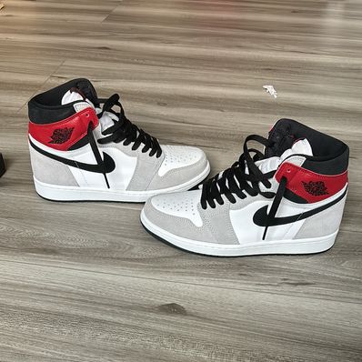 Nike Air Jordan 1 High OG "White/Black/Light Smoke Grey"