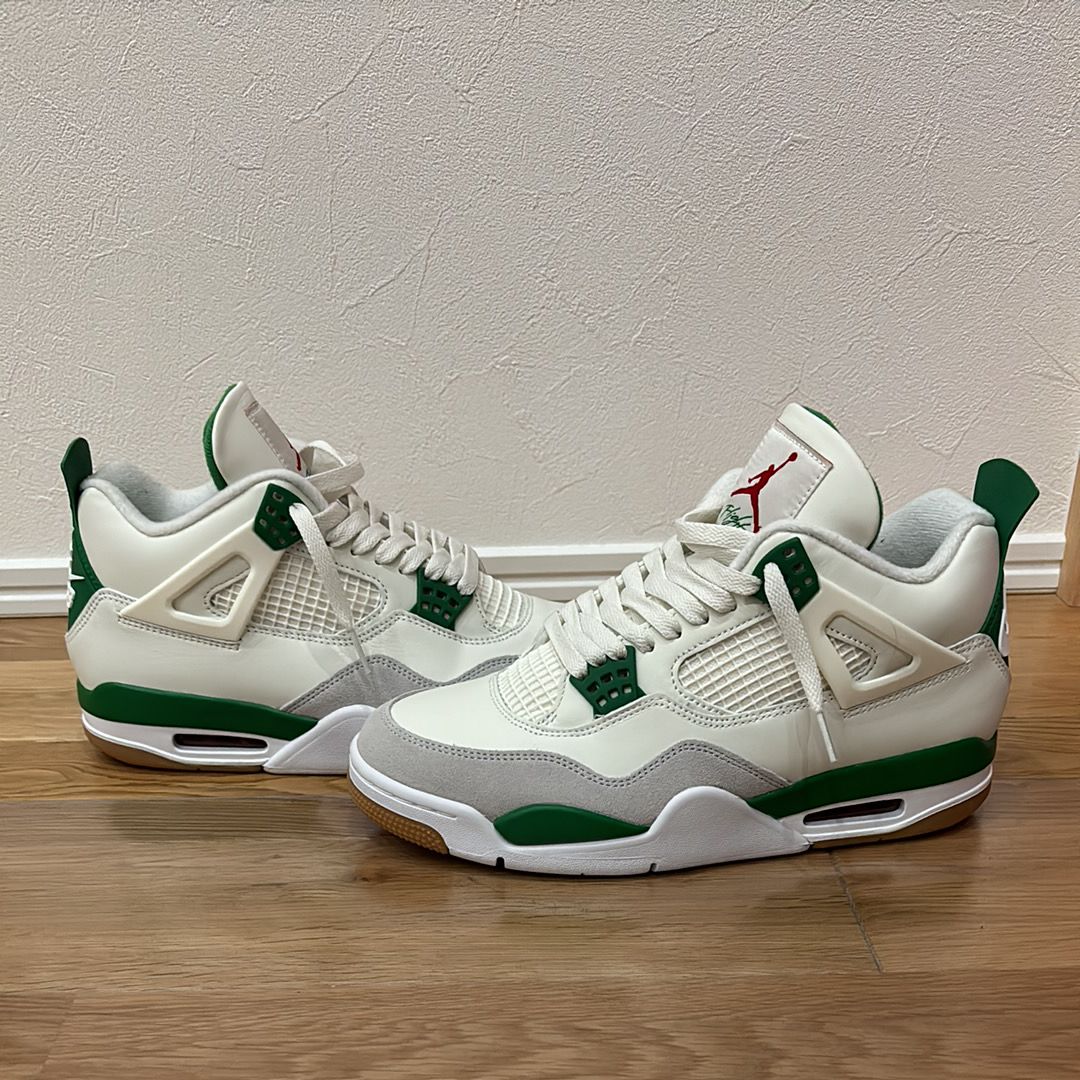 Nike SB × Air Jordan 4 Retro SP "Pine Green"