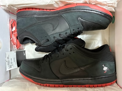 Nike SB Dunk Low TRD QS "Black Pigeon"