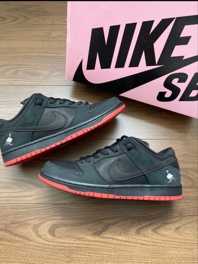 Nike SB Dunk Low TRD QS "Black Pigeon"