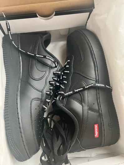 Supreme × Nike Air Force 1 Low "Black"