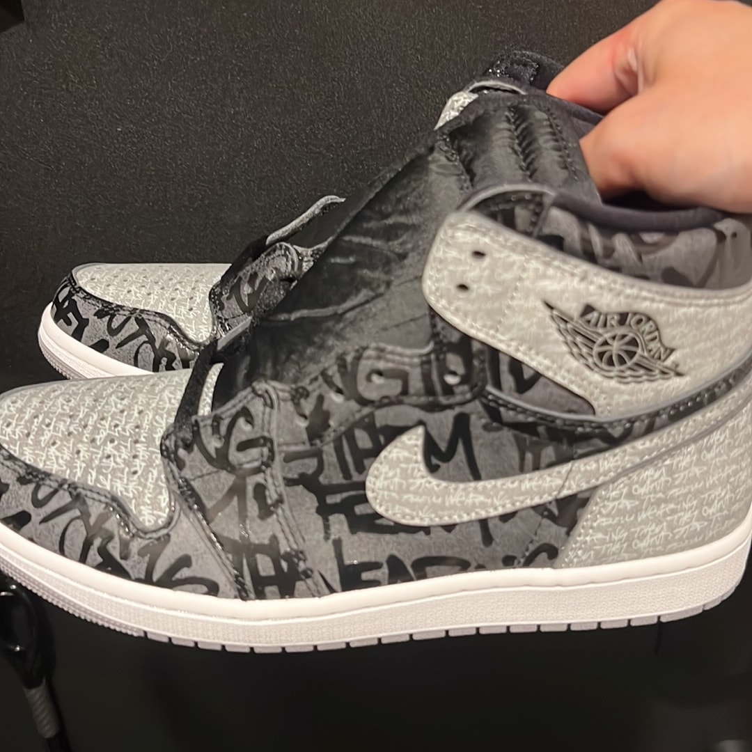 Nike Air Jordan 1 High OG "Rebellionaire"