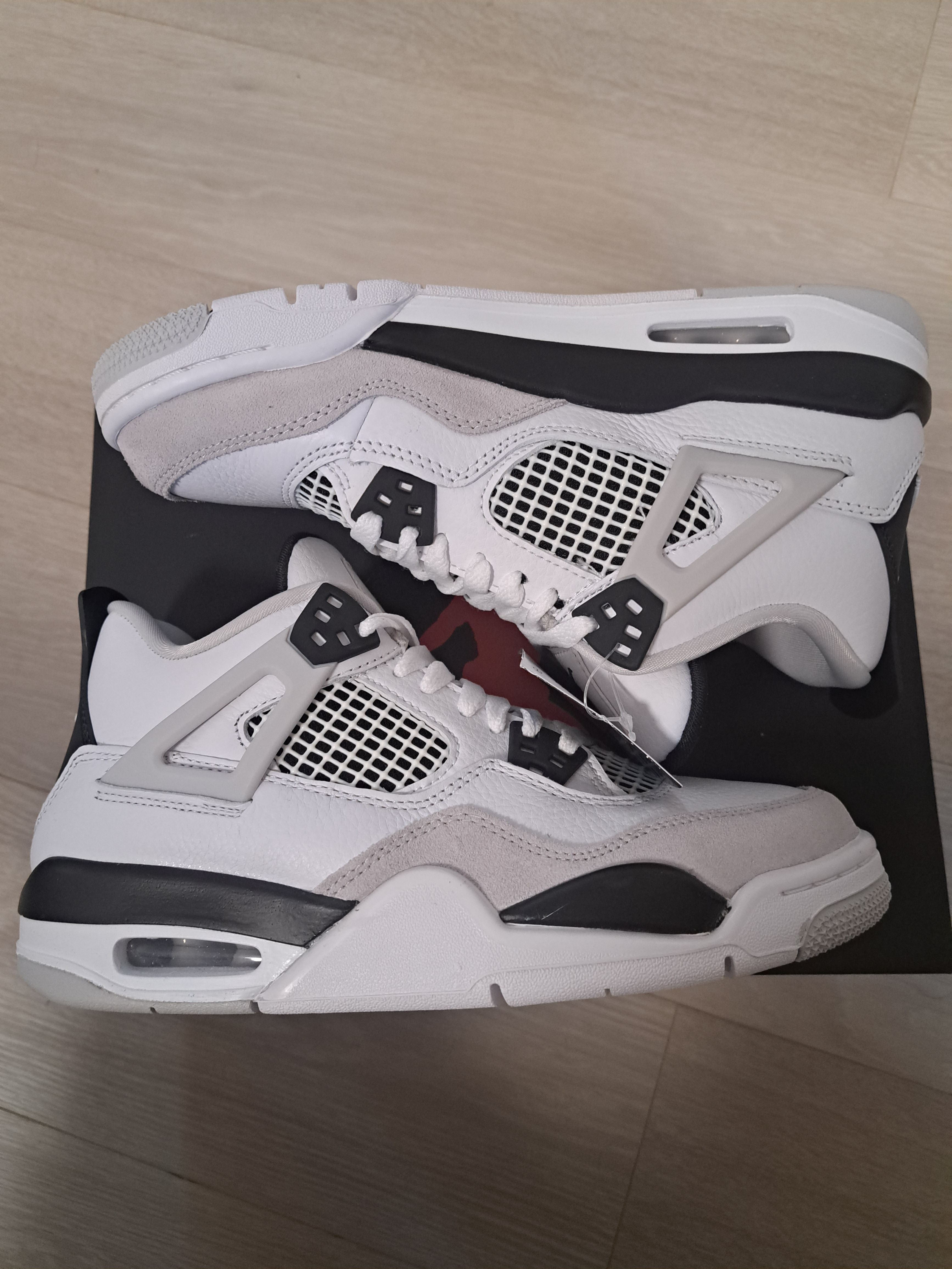 Nike GS Air Jordan 4 "Military Black"