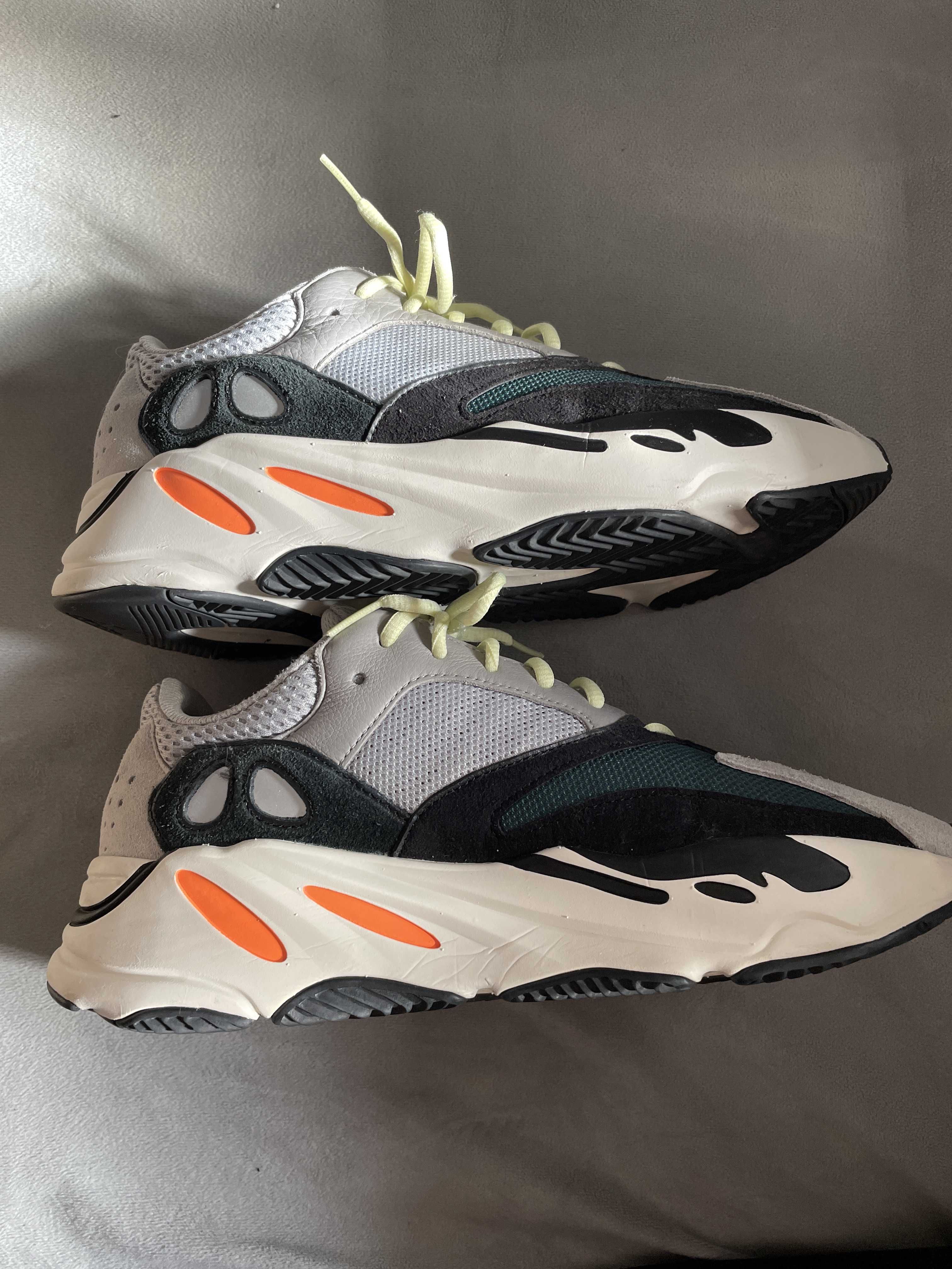 adidas YEEZY Boost 700 "Wave Runner"