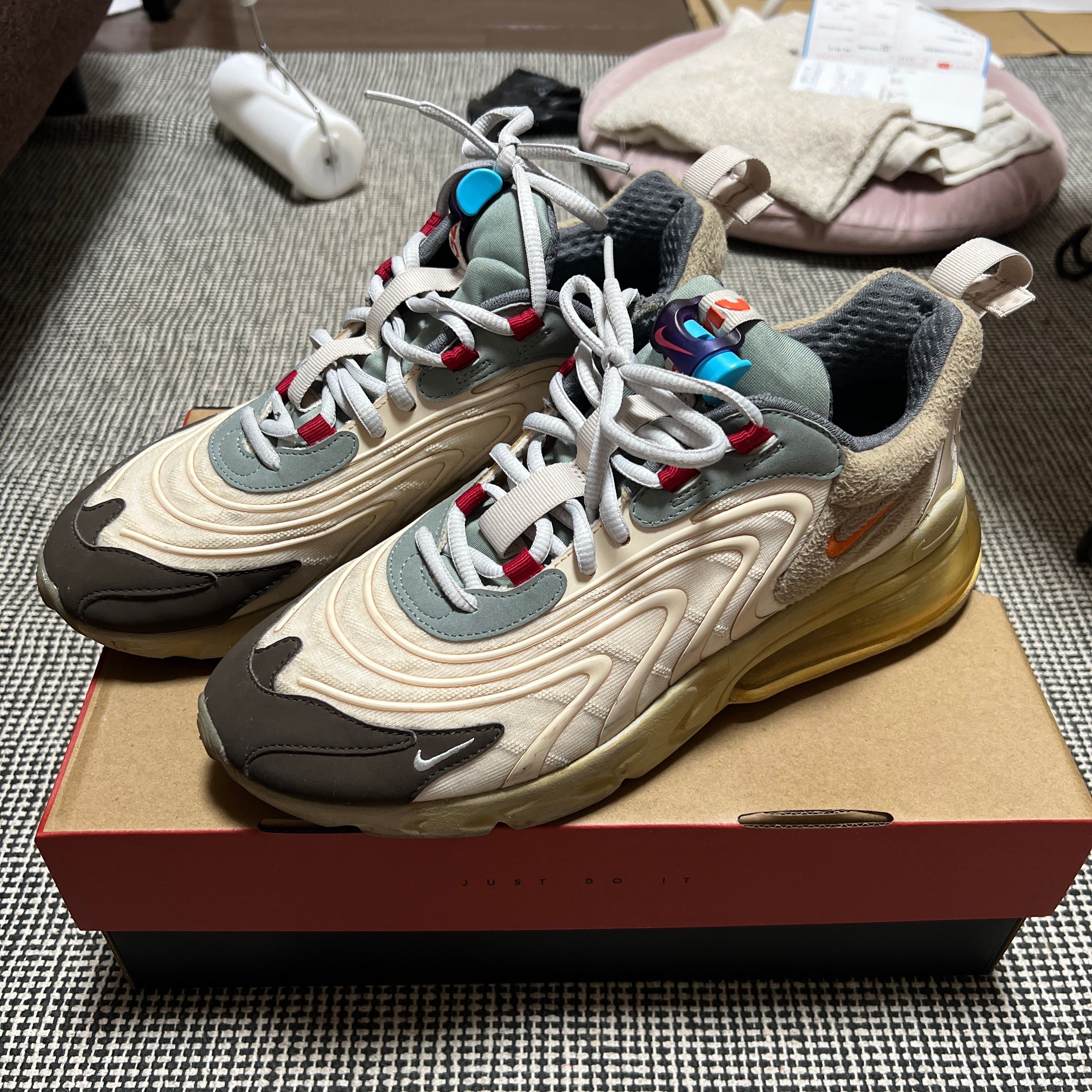 Travis Scott  × Nike Air Max 270 "Cactus Trails"