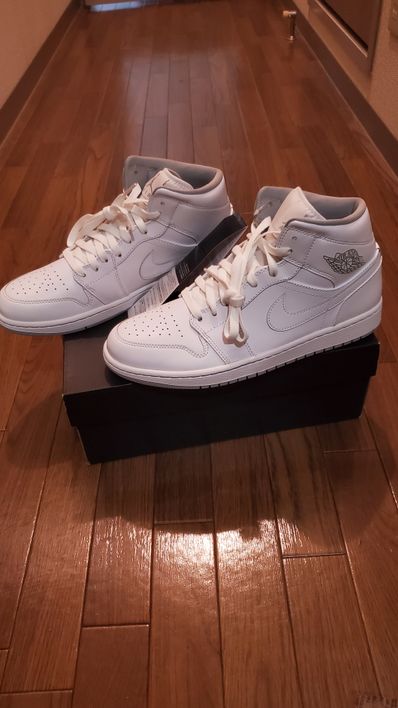 NIKE AIR JORDAN 1 MID WHITE WOLF GREY (2016)