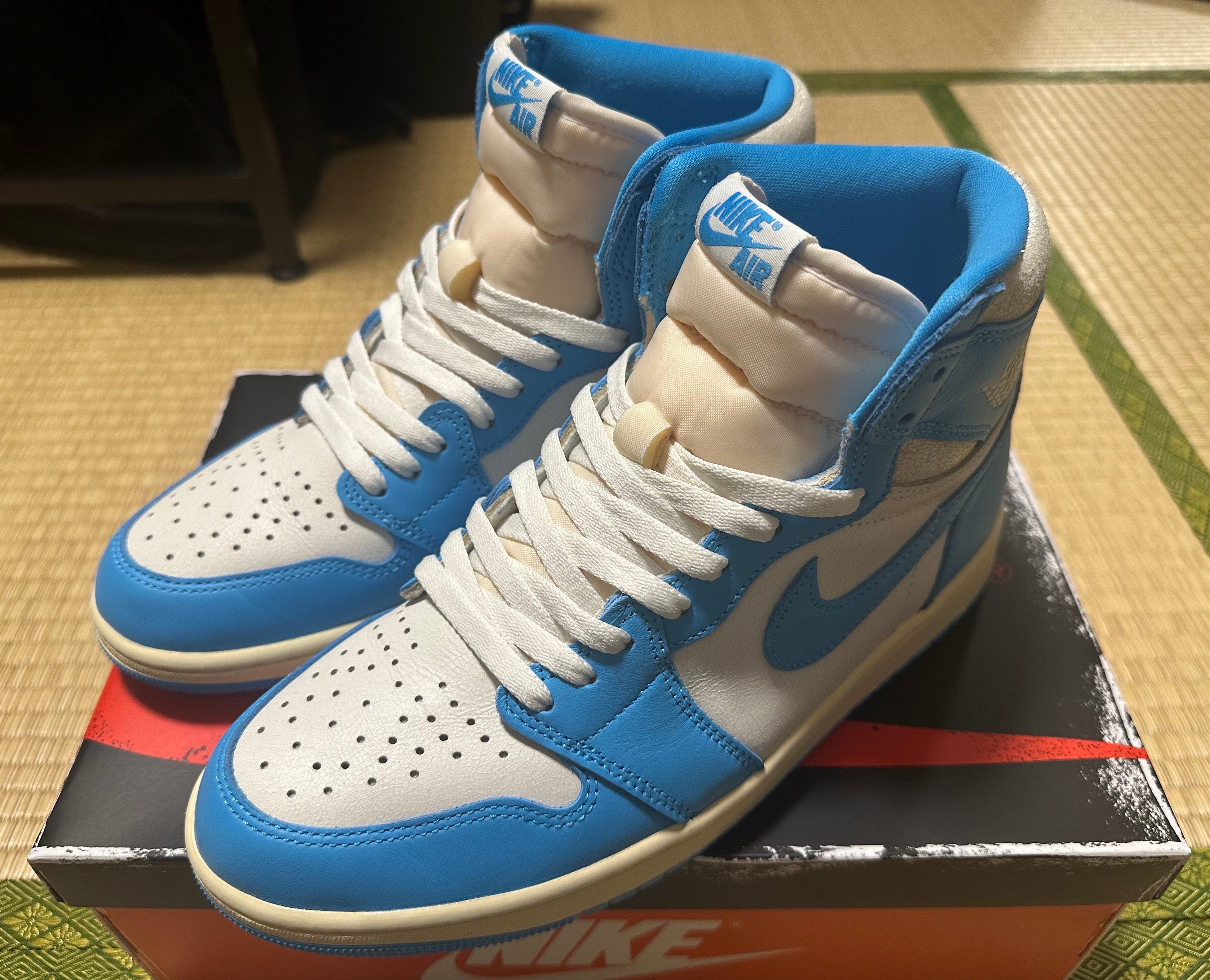 ナイキ エアジョーダン1 レトロ ハイ OG "UNC リイマジンド"