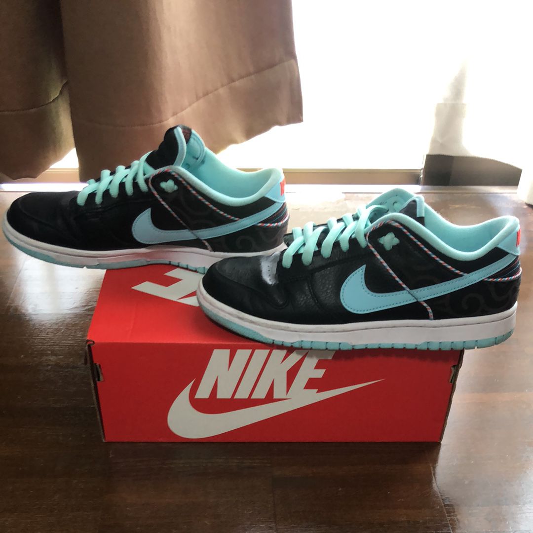 Nike Dunk Low "Barber Shop"