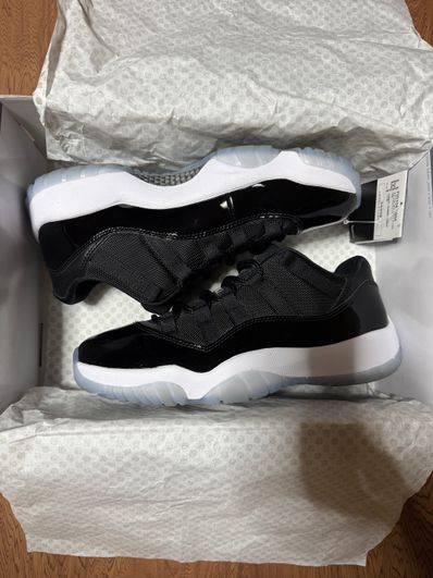 Nike Air Jordan 11 Retro Low "Black and Varsity Royal/Space Jam"
