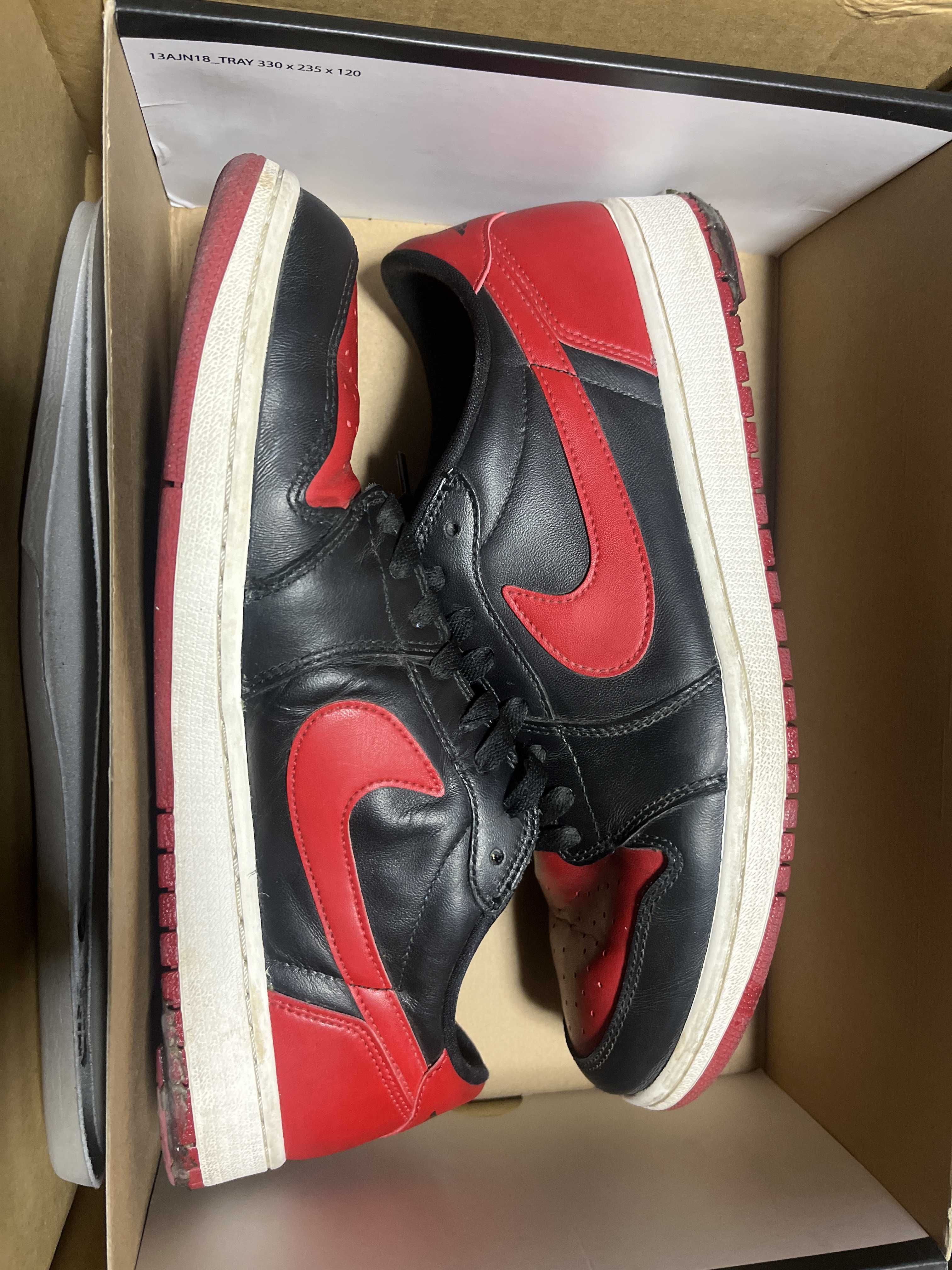 NIKE AIR JORDAN 1 RETRO LOW BRED (2015)