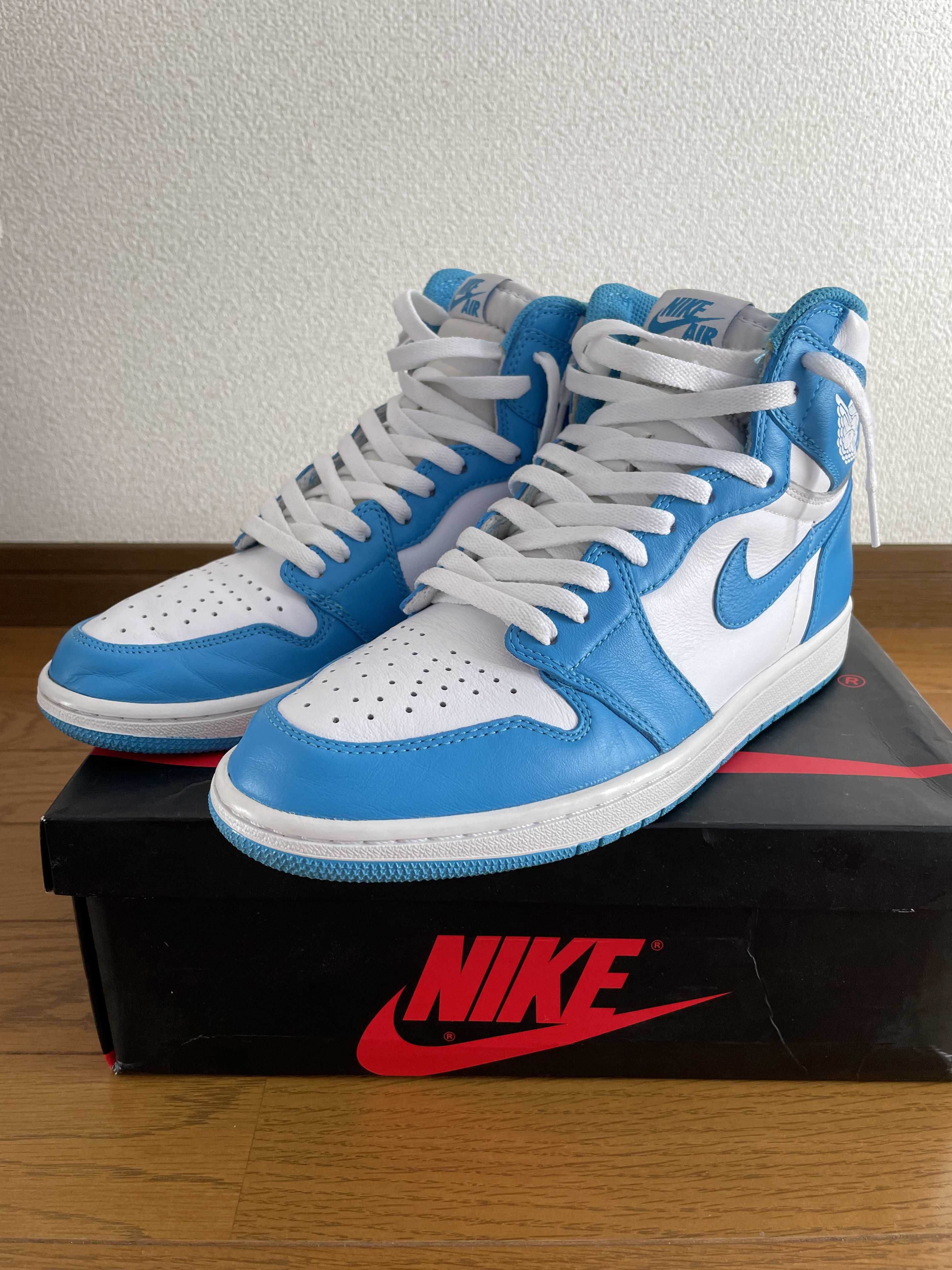 Nike Air Jordan 1 Retro High "UNC"