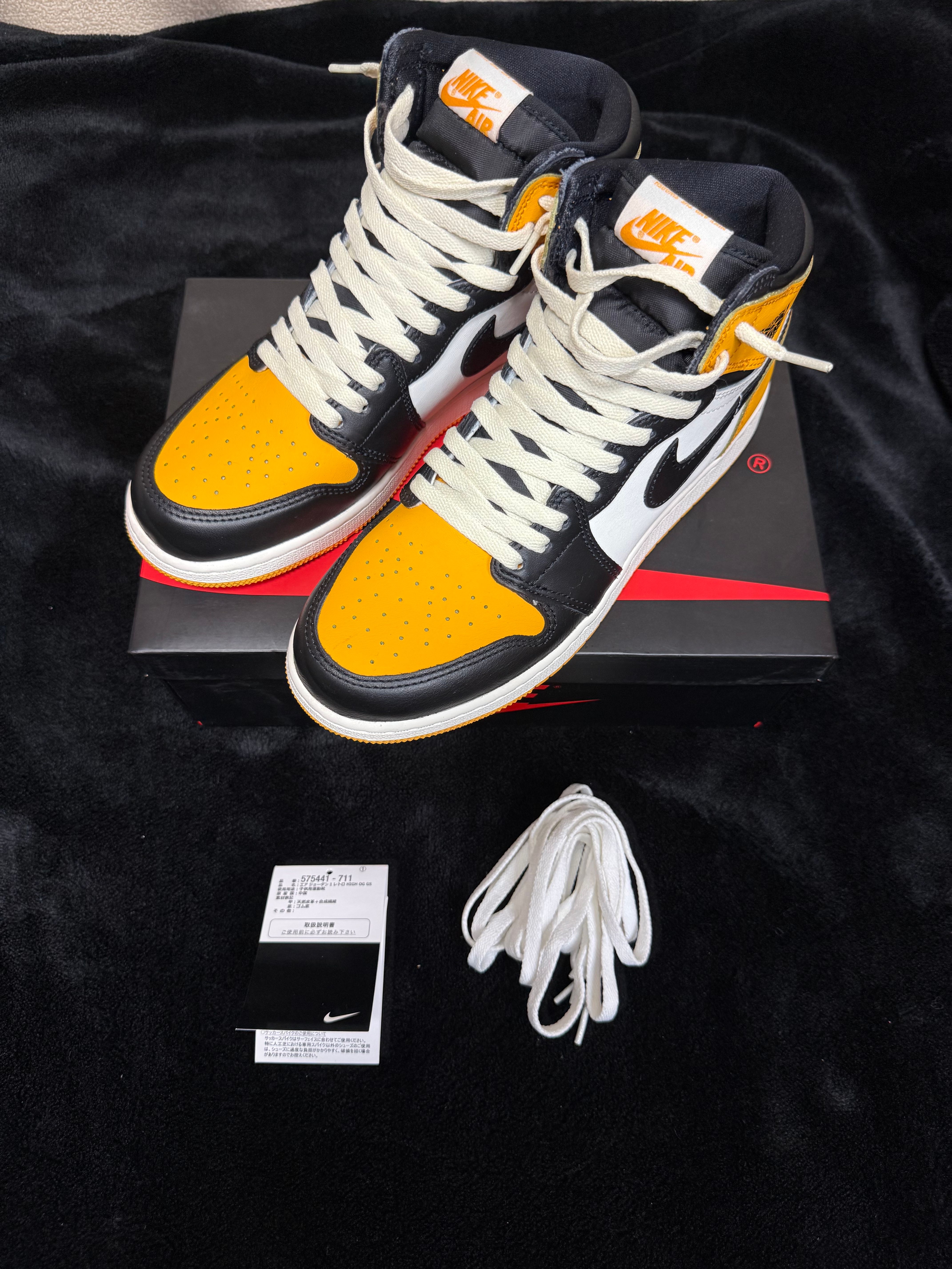 Nike GS Air Jordan 1 Retro High OG 