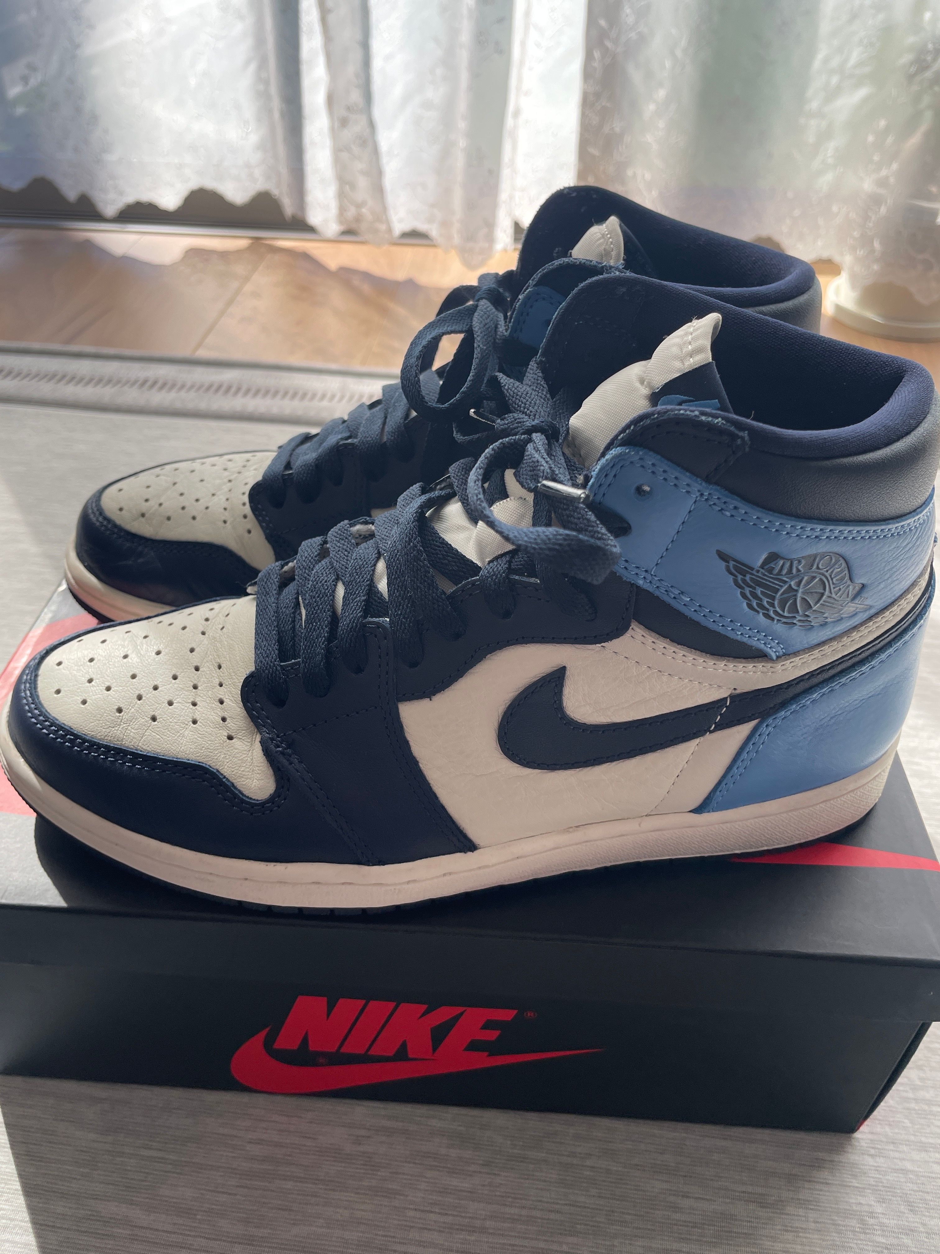 Nike Air Jordan 1 Retro High OG "Obsidian/University Blue"