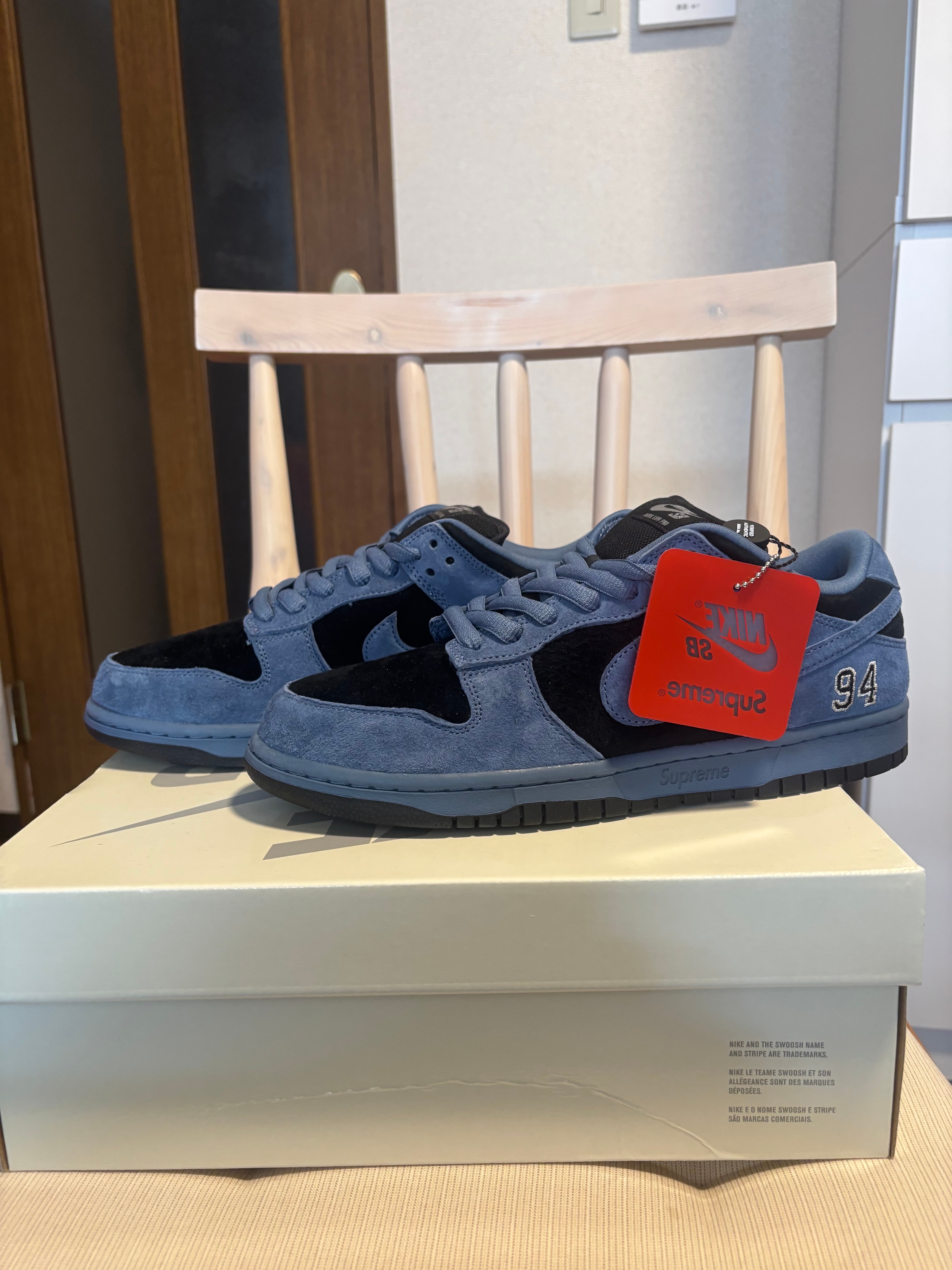 Supreme × Nike SB Dunk Low "Ocean Fog" (North America Exclusive) (25FW Week2)
