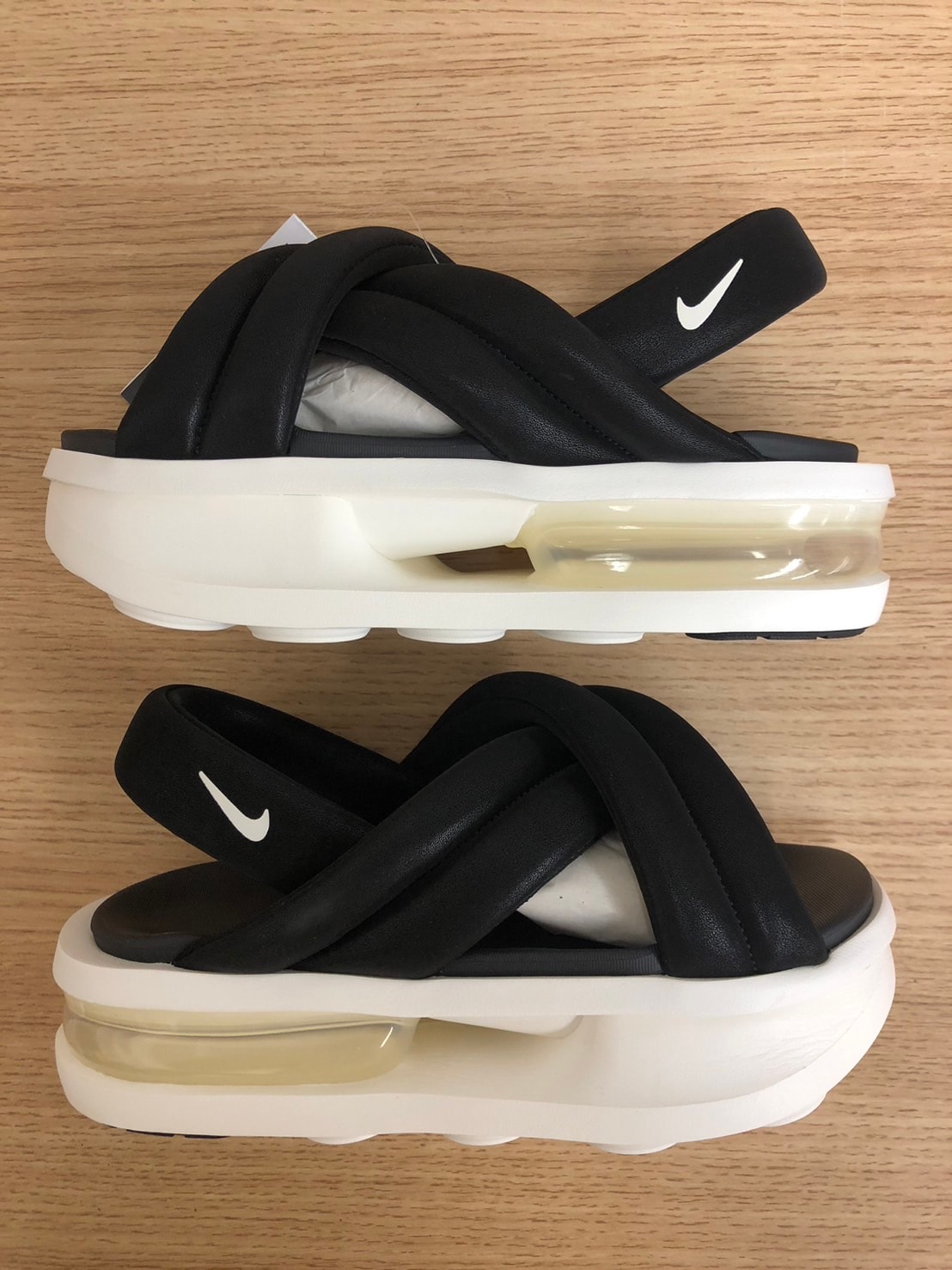 Nike Women's Air Max Isla Sandal "Black/Sail"