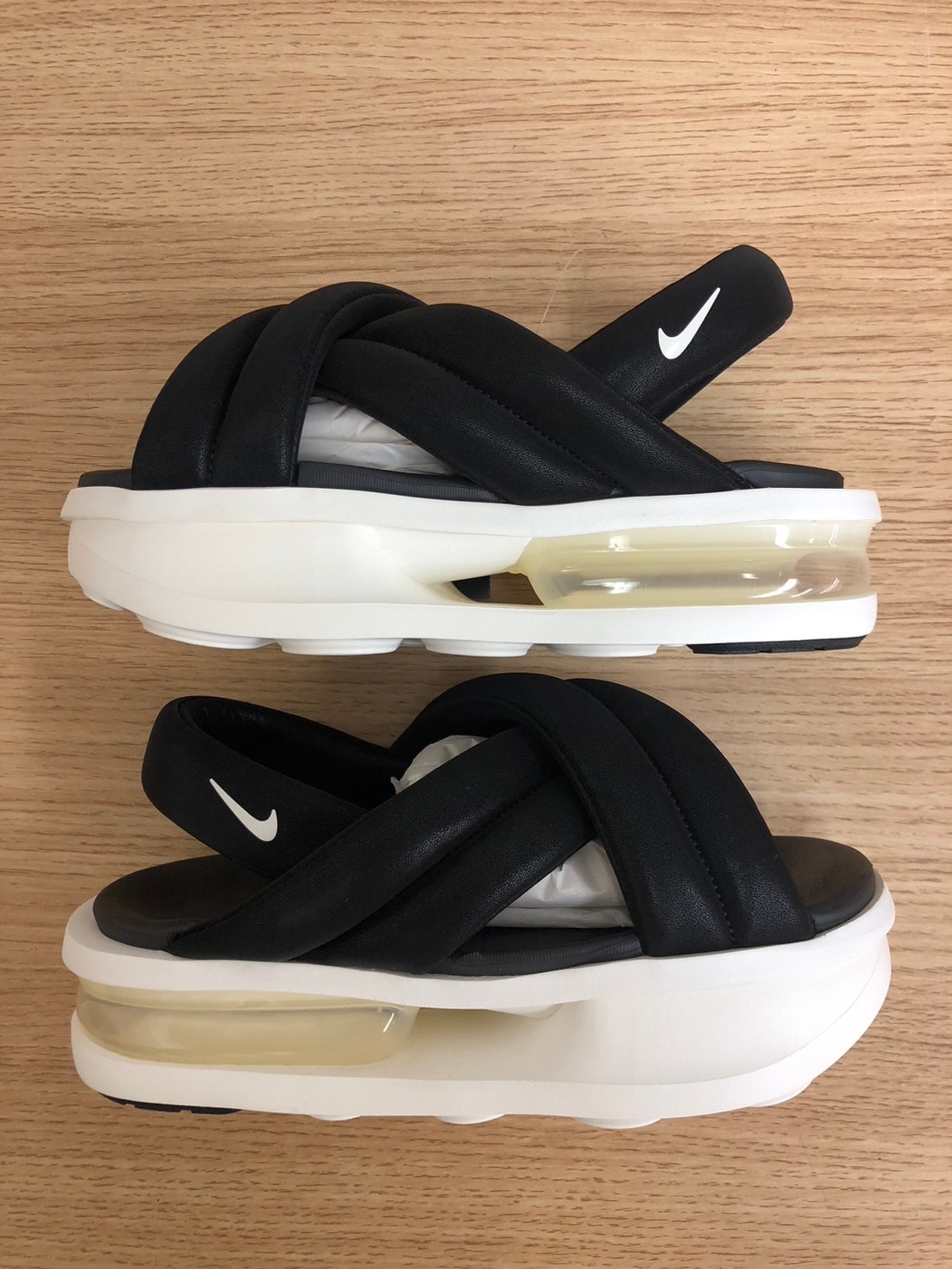 Nike Women's Air Max Isla Sandal "Black/Sail"