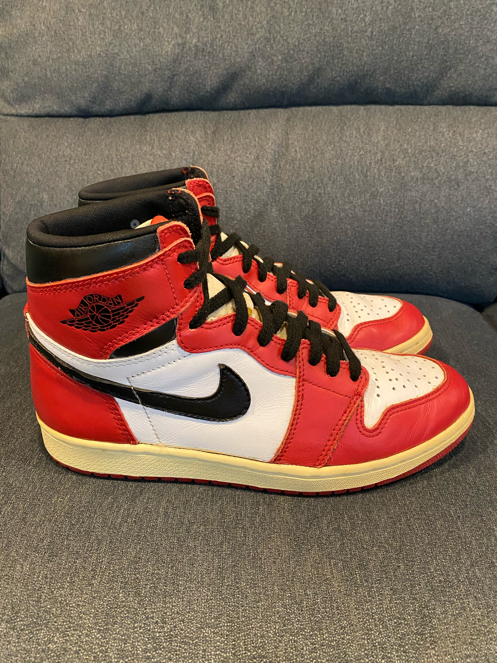 Nike Air Jordan 1 Retro High "Chicago" (1994)