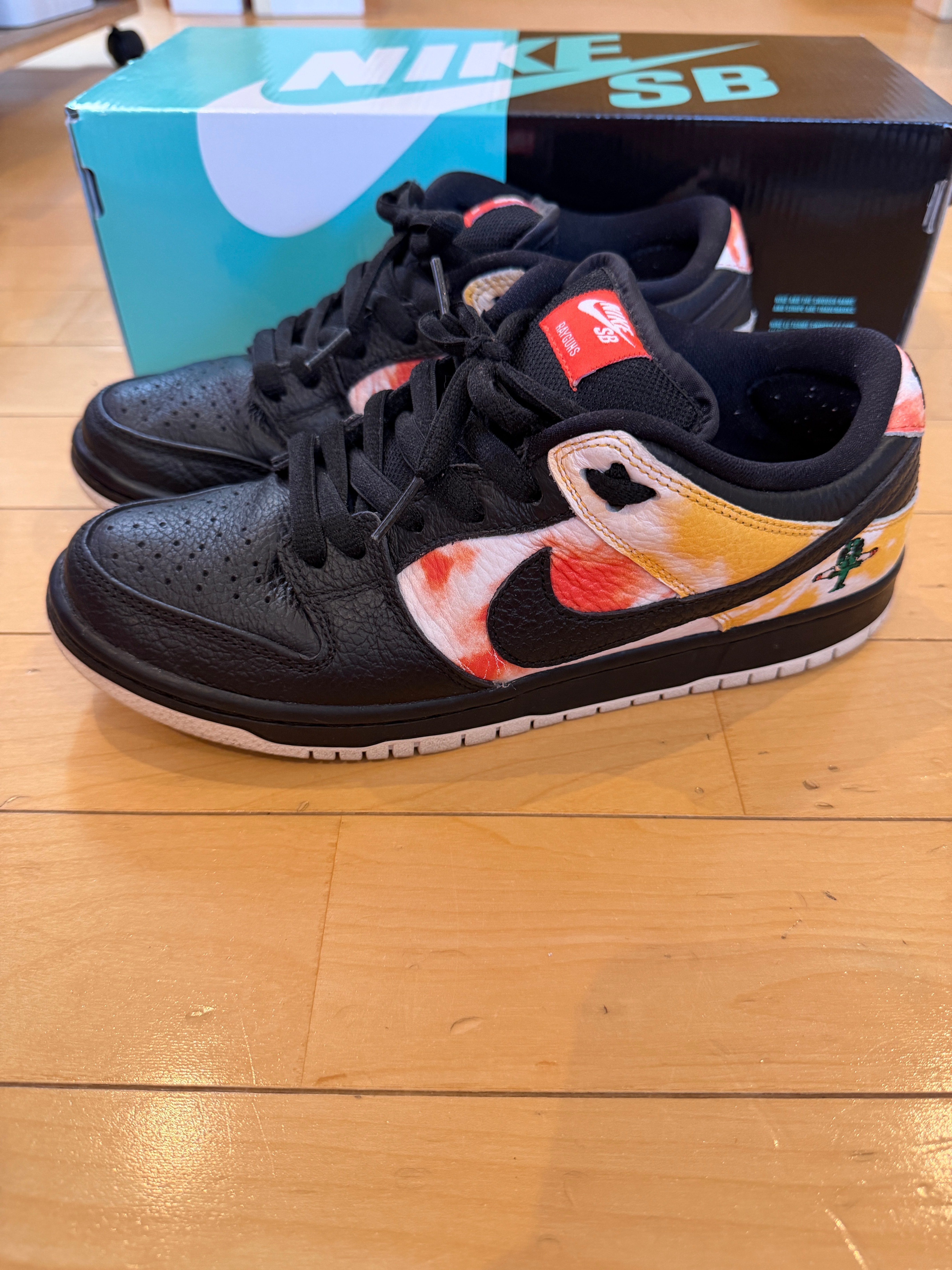 Nike SB Dunk Low "Raygun Tie-Dye/Black"