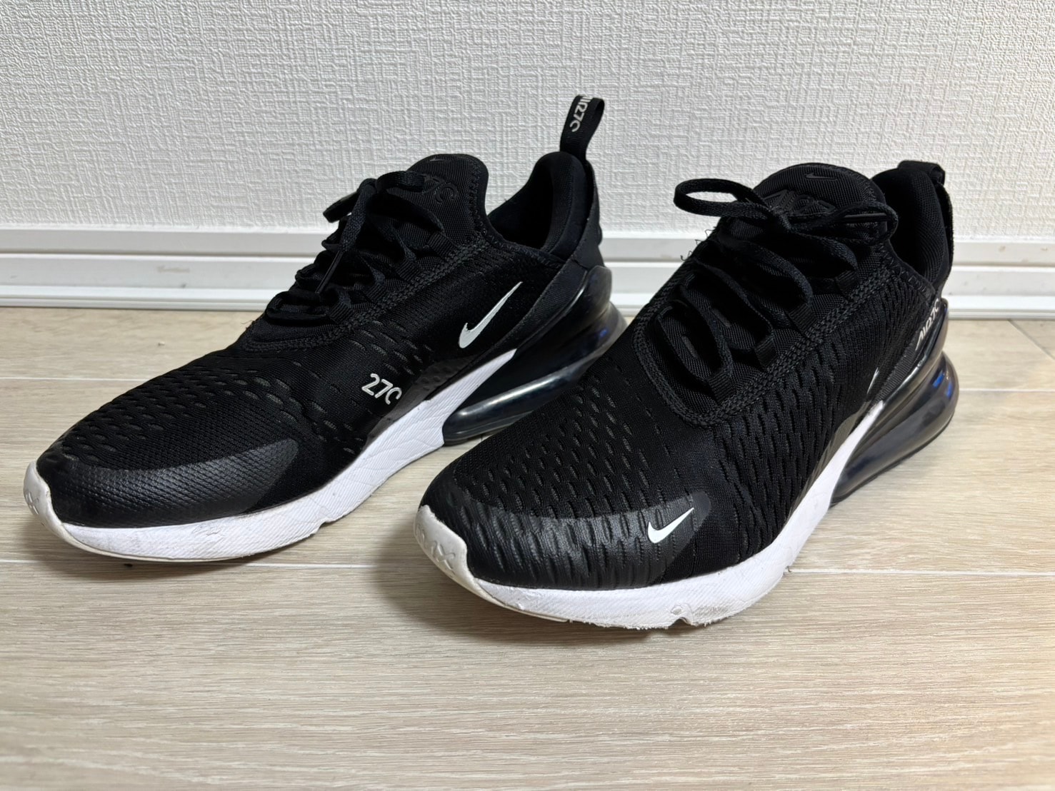 Nike Air Max 270 "Black/White/Solar Red/Anthracite"