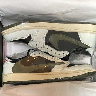 Travis Scott × Nike Women's Air Jordan 1 Low OG "Medium Olive"