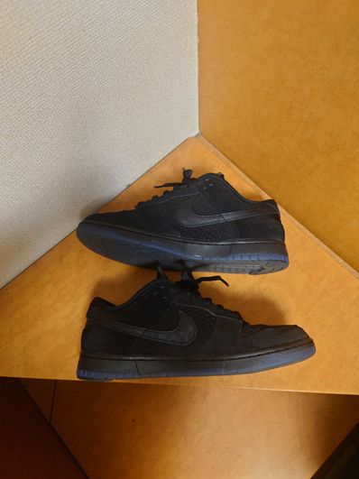 UNDEFEATED × Nike Dunk Low SP "5 ON IT"