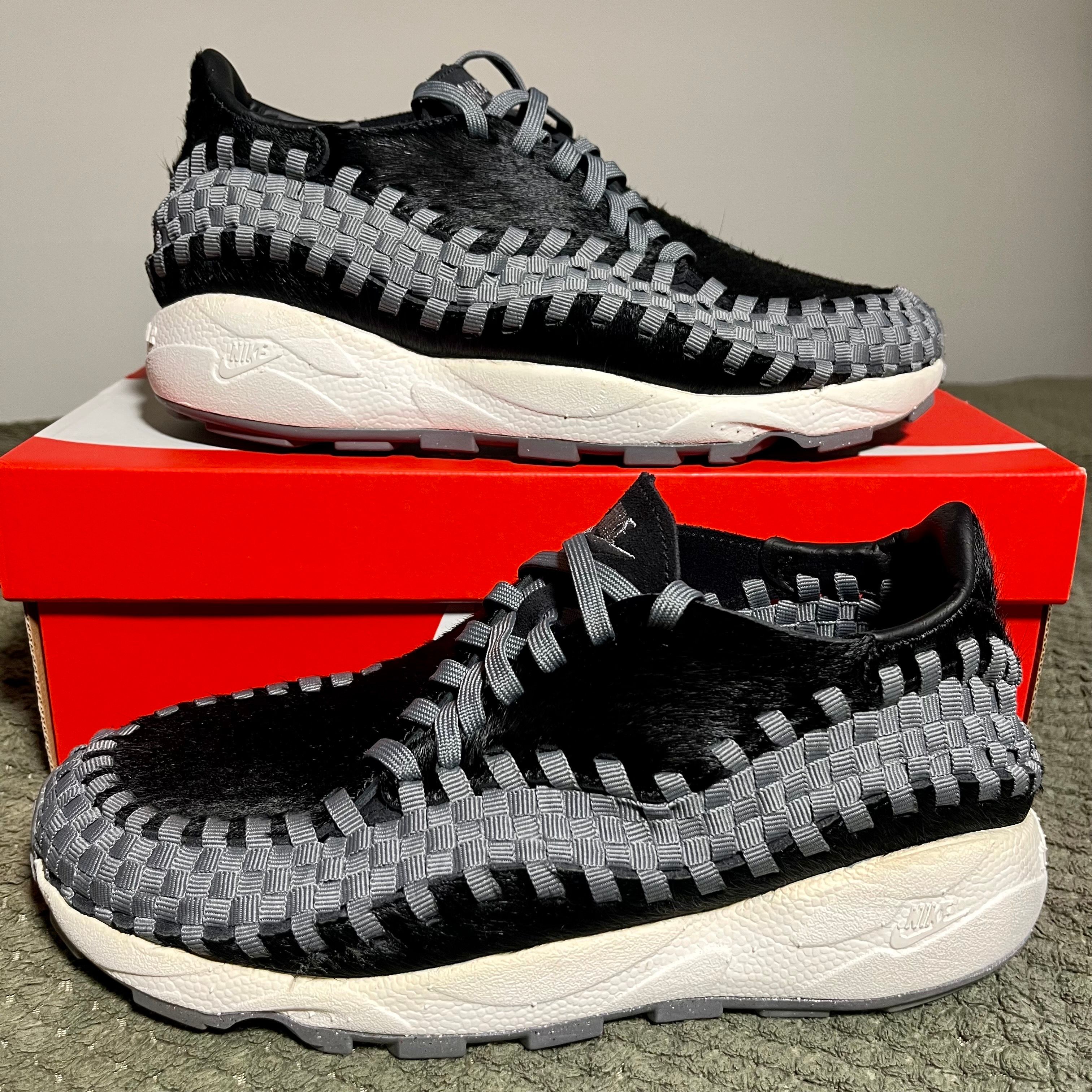Nike Women's Air Footscape Woven "Black and Smoke Grey"