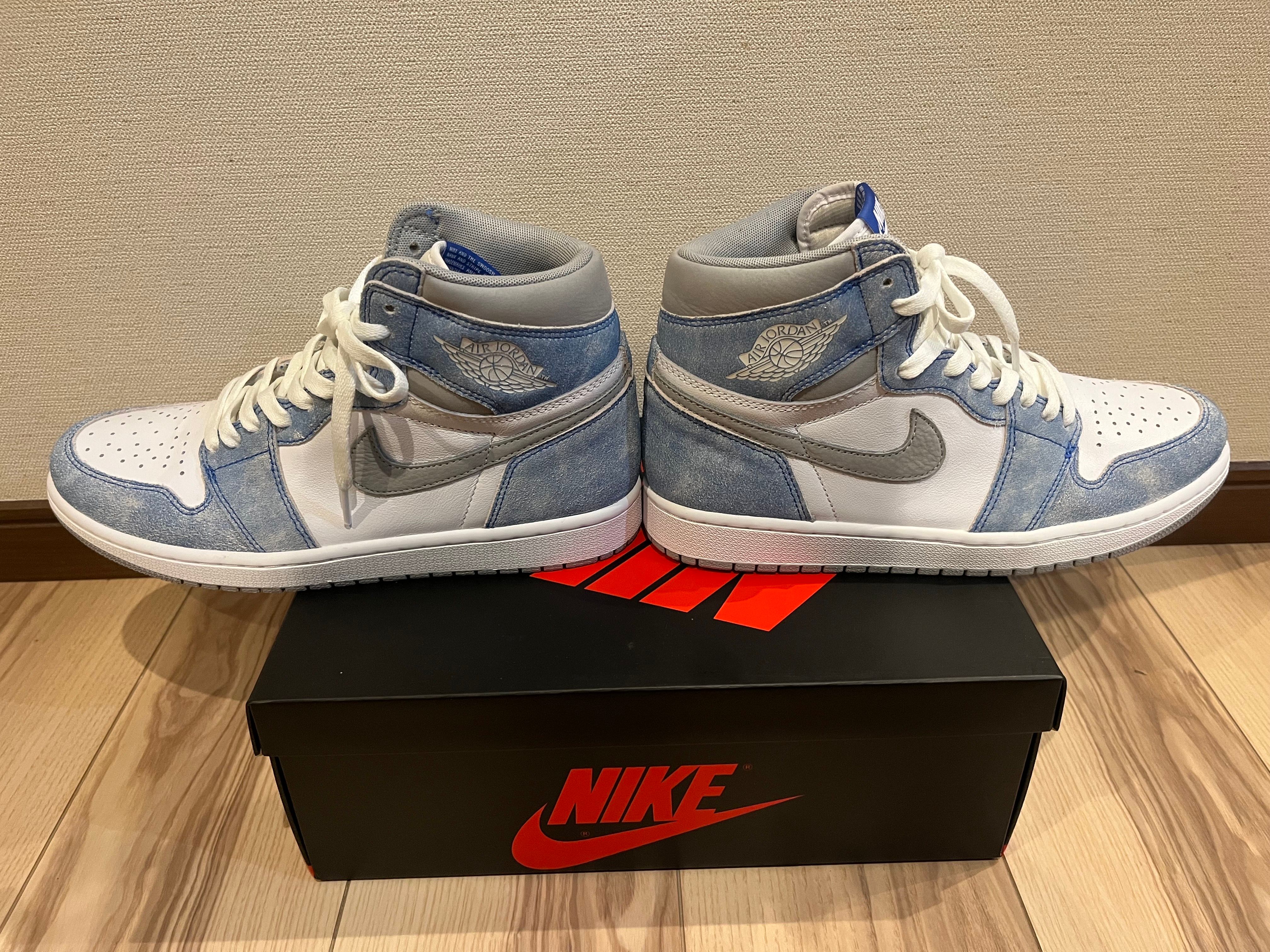 Nike Air Jordan 1 High OG "Hyper Royal"