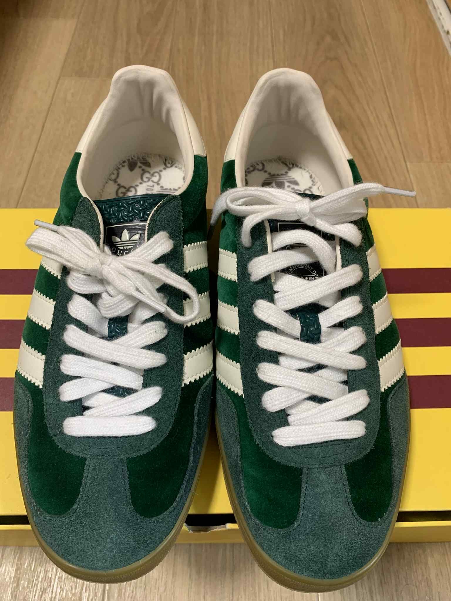 グッチ × アディダス ガゼル 