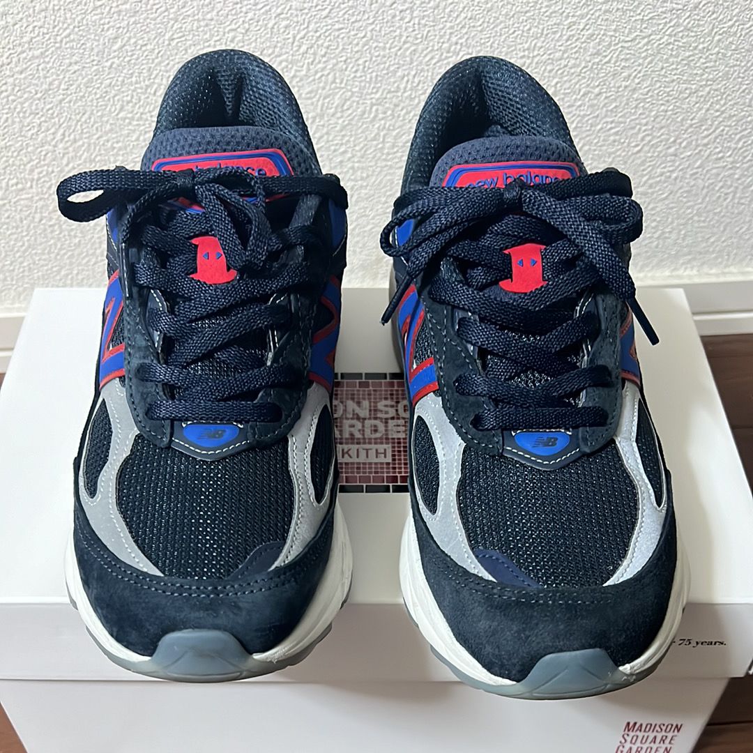 KITH × New Balance 990V6 Madison Square Garden "Navy"