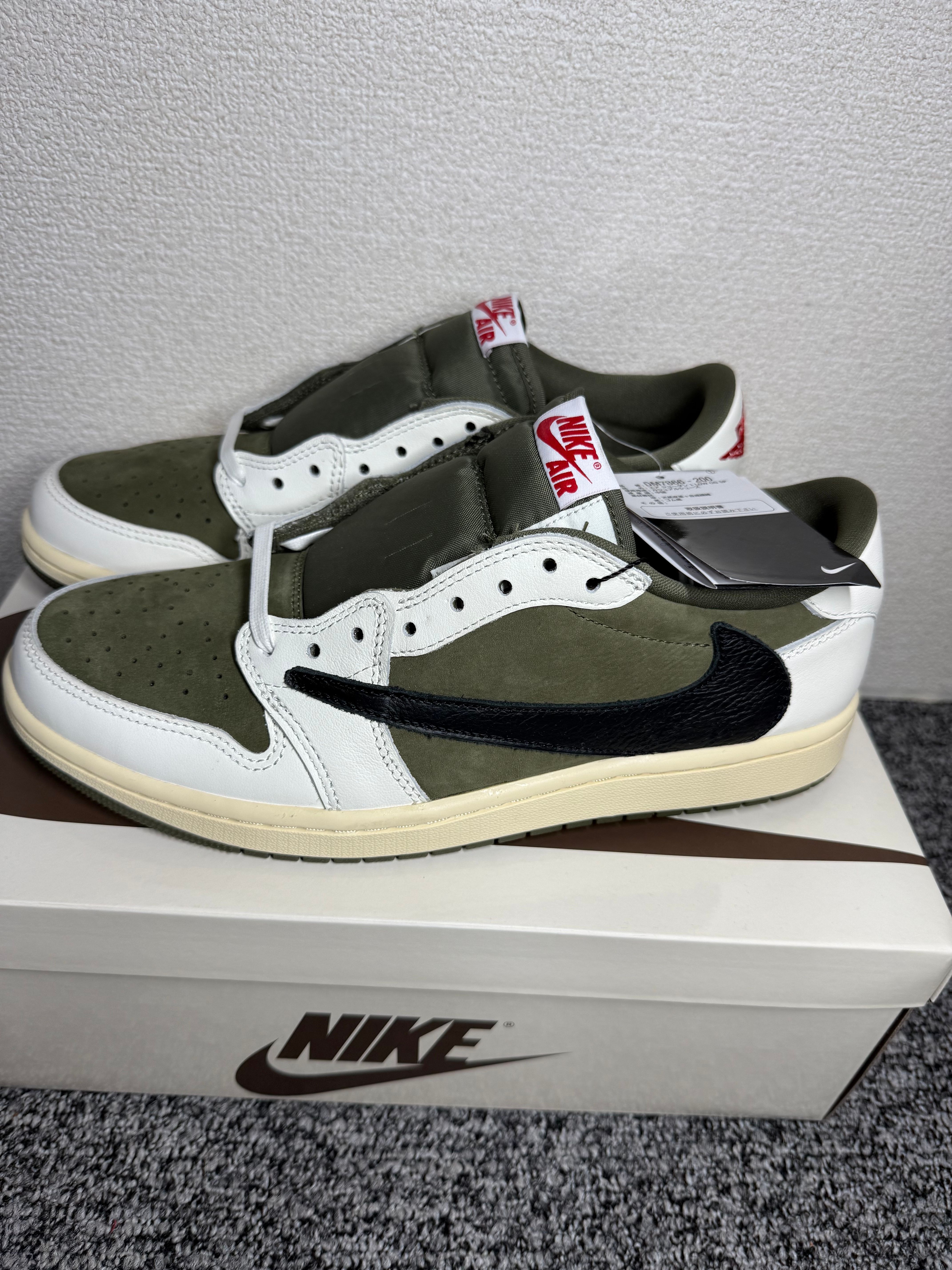 Travis Scott × Nike Air Jordan 1 Low OG SP "Reverse Olive"