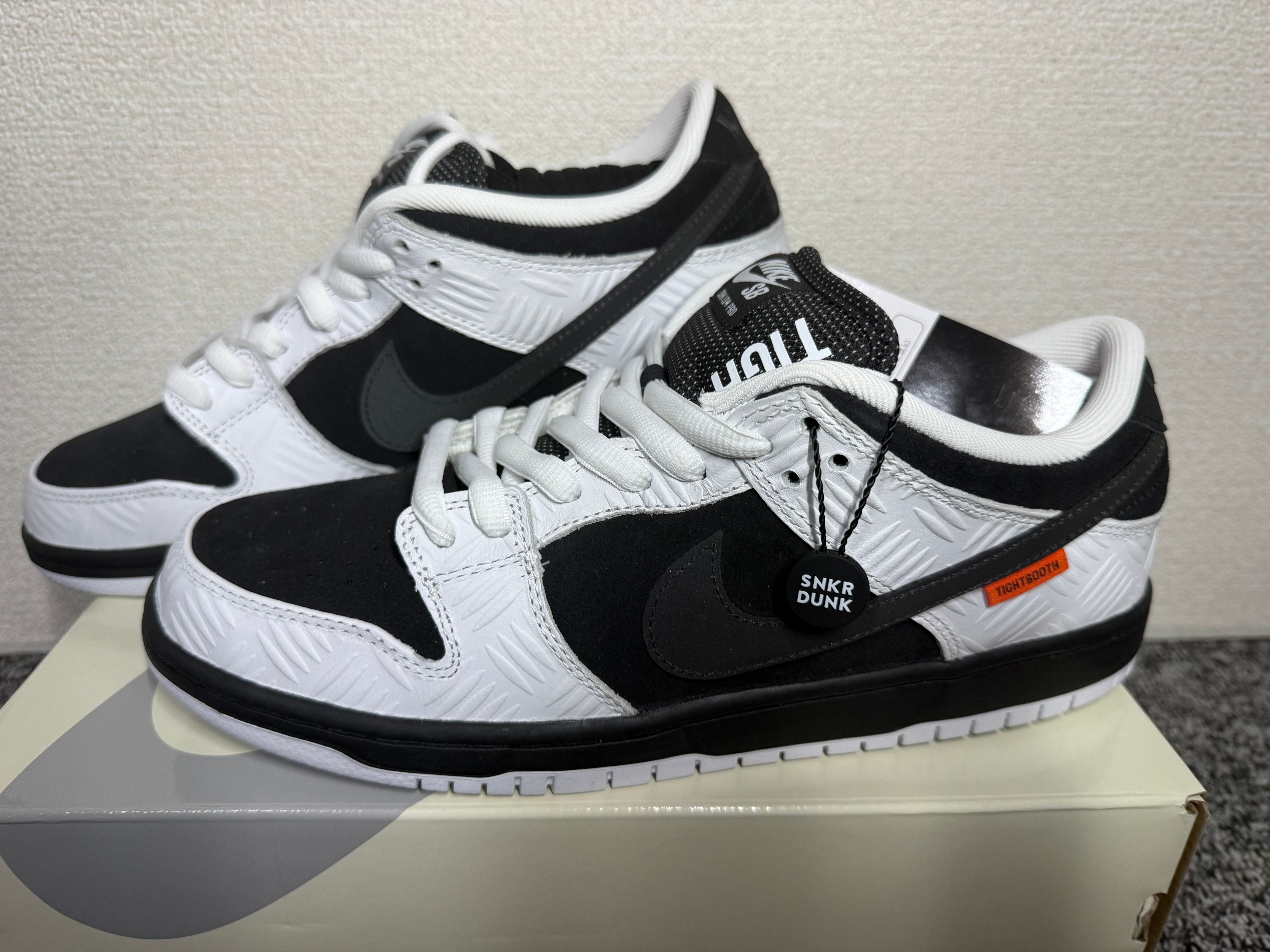 TIGHTBOOTH × Nike SB Dunk Low Pro QS "Black and White"