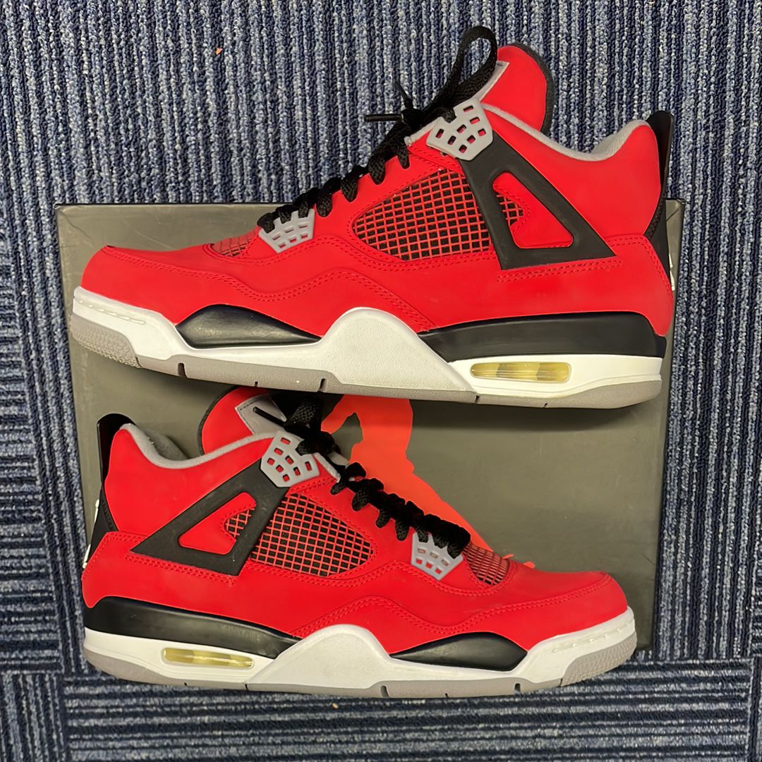 Nike Air Jordan 4 Retro "Toro Bravo"