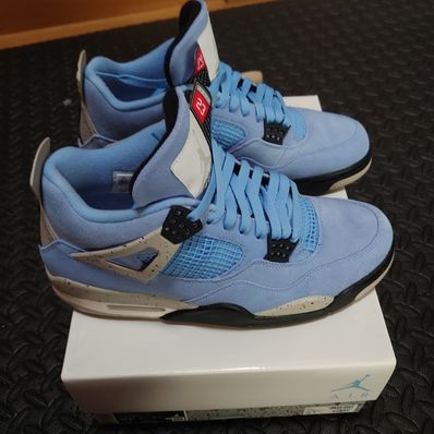Nike Air Jordan 4 "University Blue"