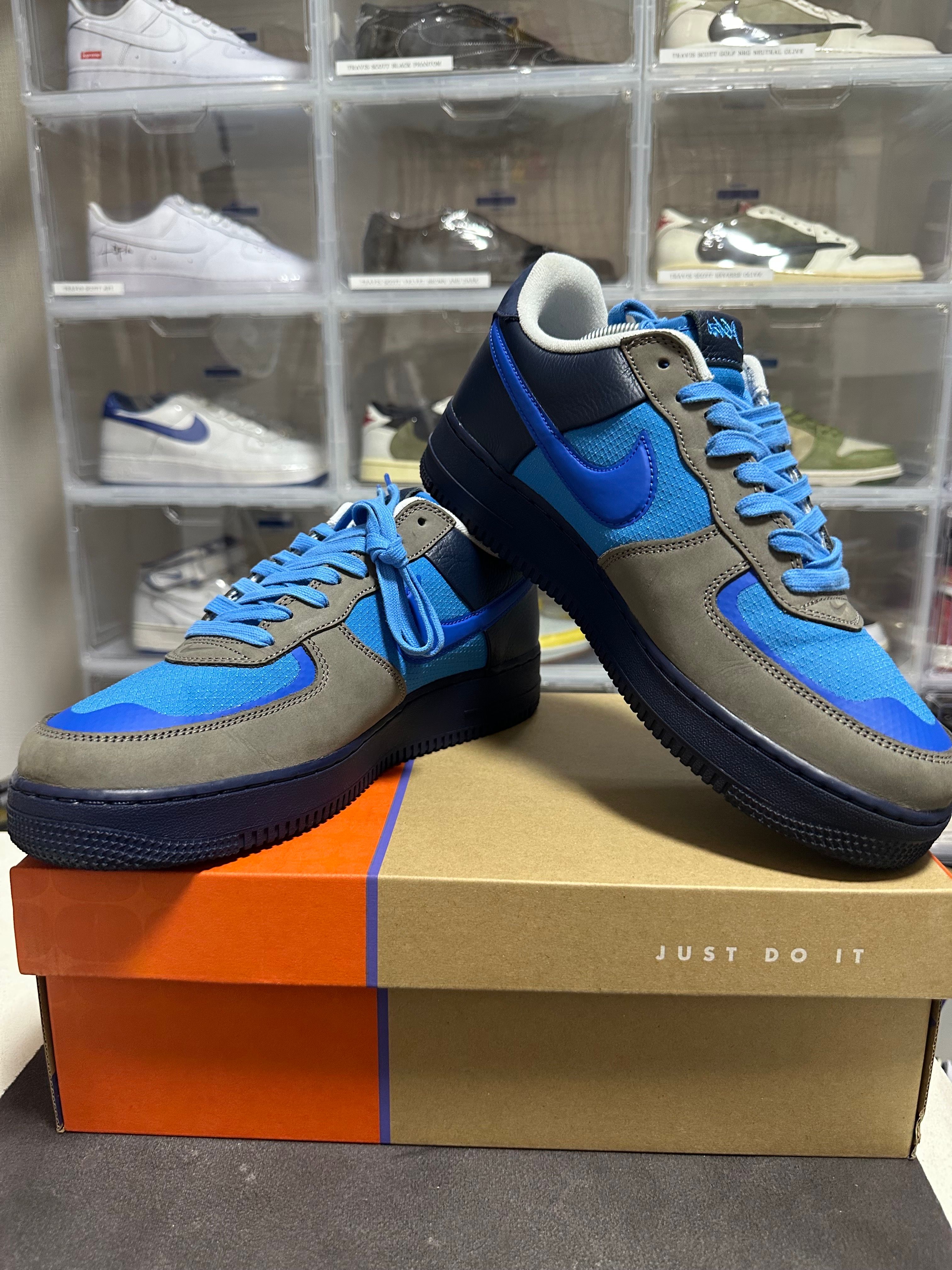 Stash × Nike Air Force 1 Low SP "Soft Grey and Harbor Blue" (2024)