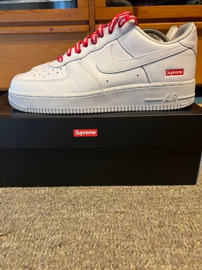 Supreme × Nike Air Force 1 Low "White"