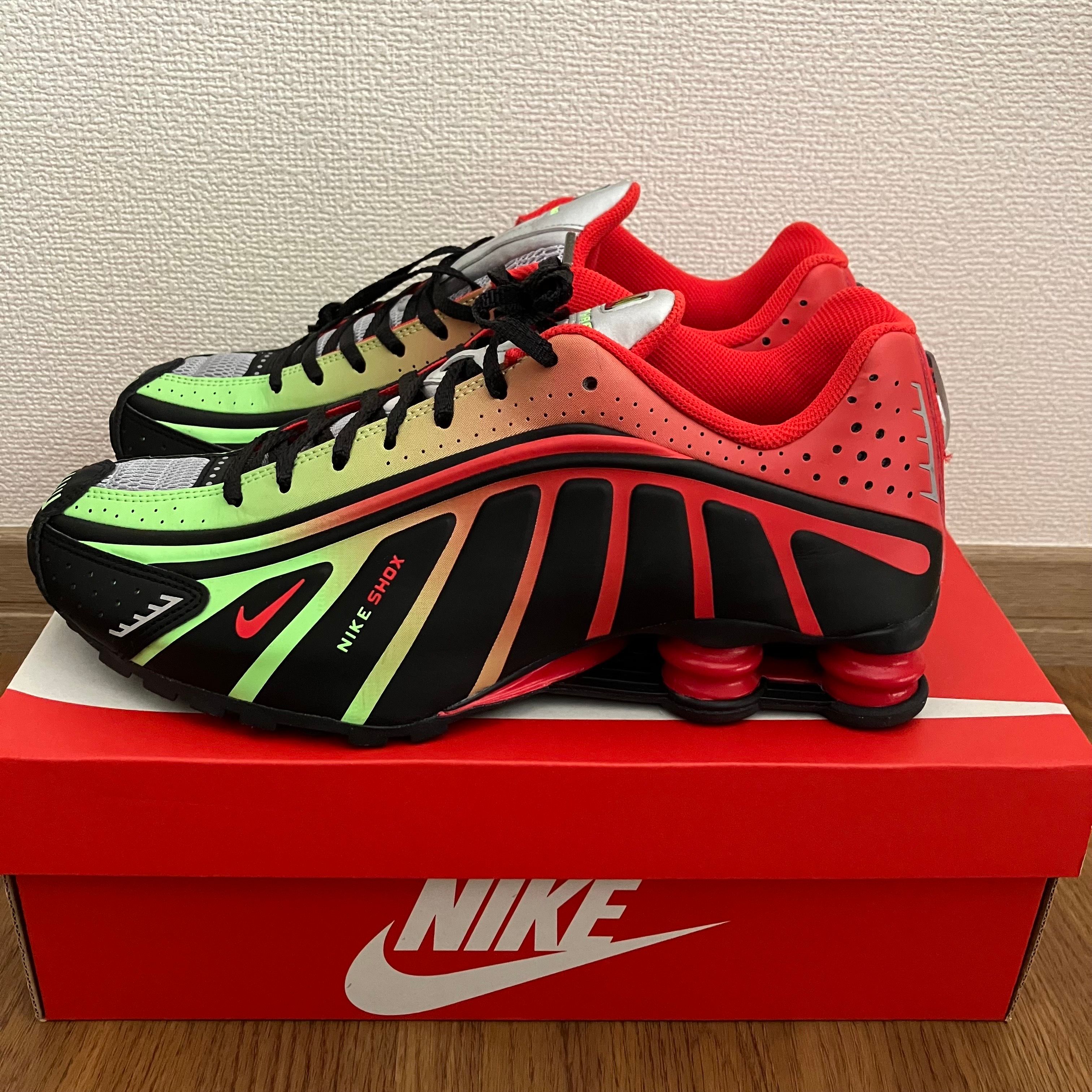 Nike Shox R4 "Neymar Black"