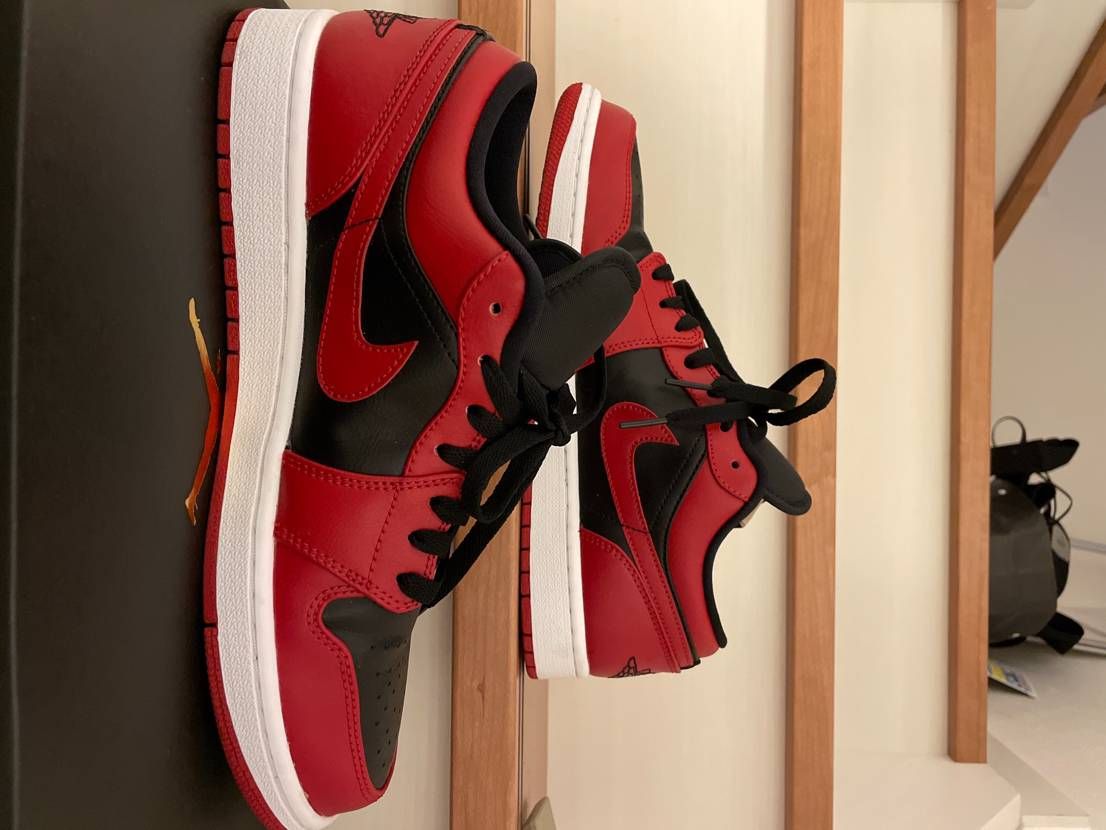 Nike Air Jordan 1 Low "Varsity Red"