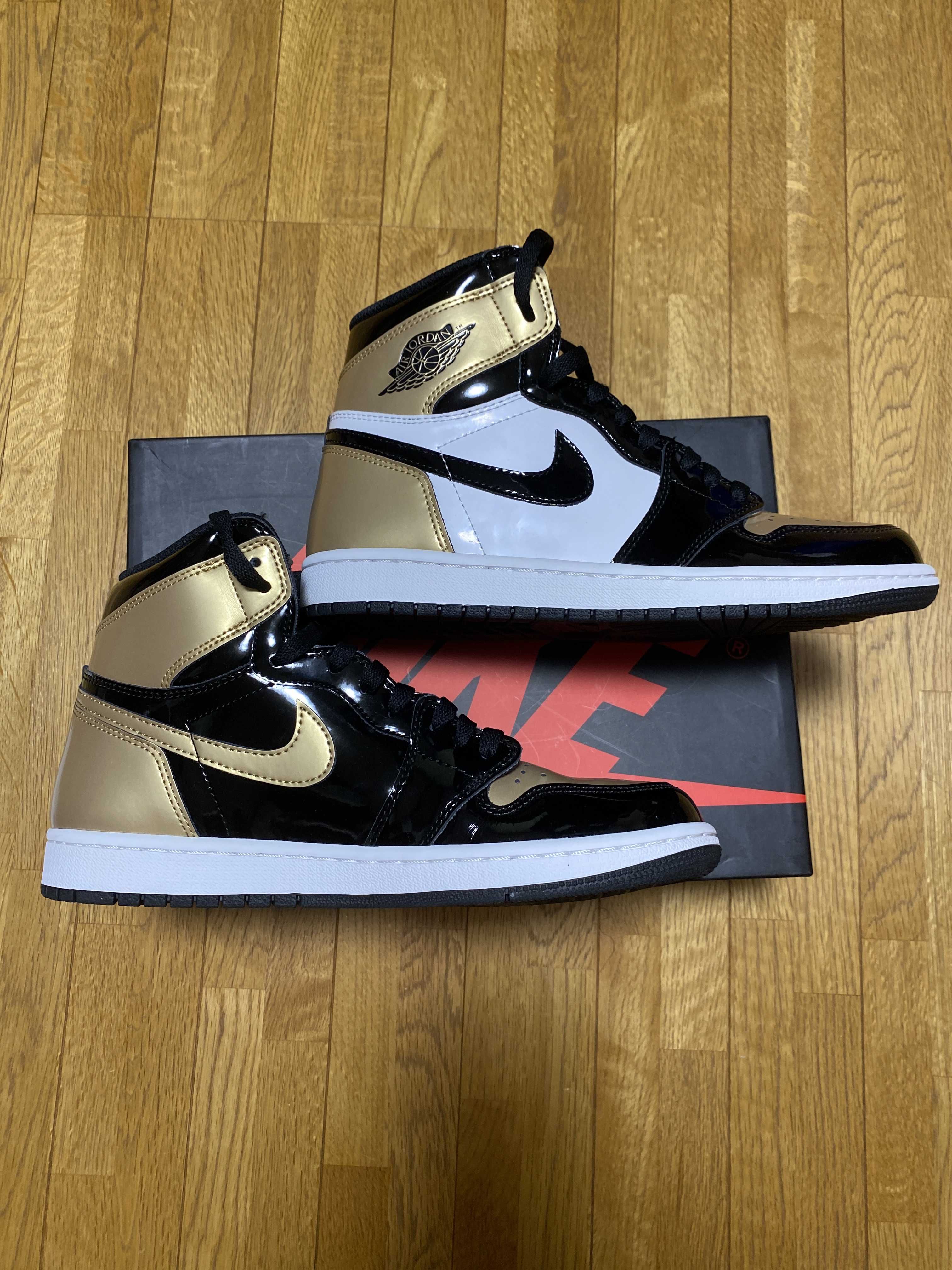 Nike Air Jordan 1 Retro High OG NRG "Gold Toe"
