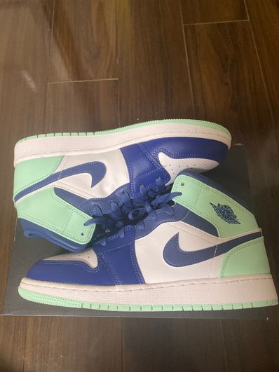 Nike GS Air Jordan 1 Mid "Blue Mint"