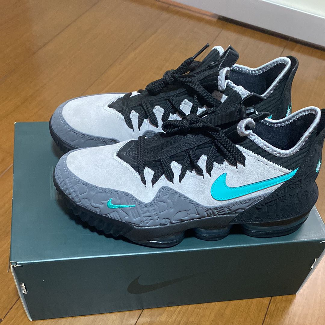 atmos × Nike LeBron 16 "Clear Jade"
