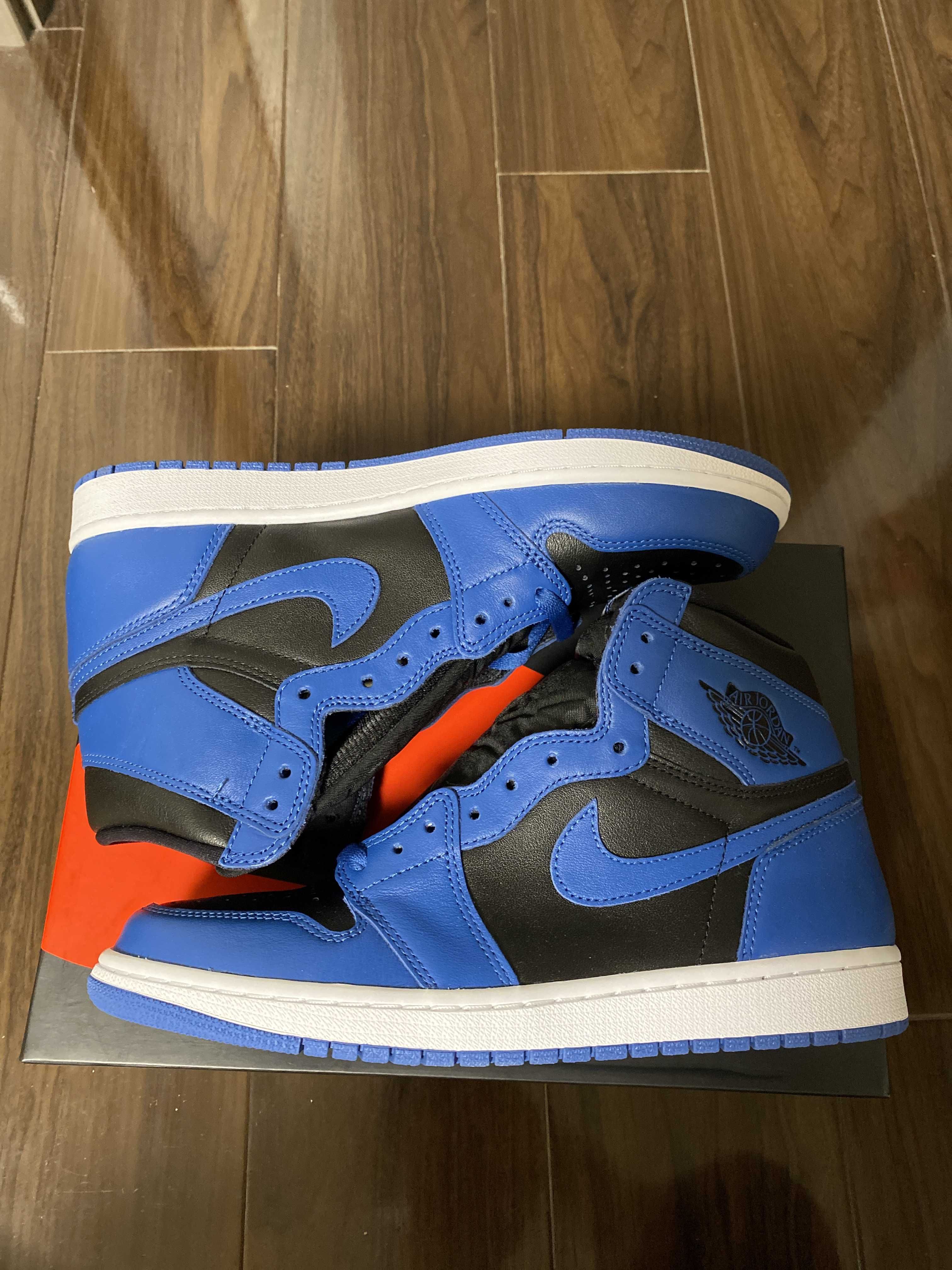 Nike Air Jordan 1 Retro High OG "Dark Marina Blue"