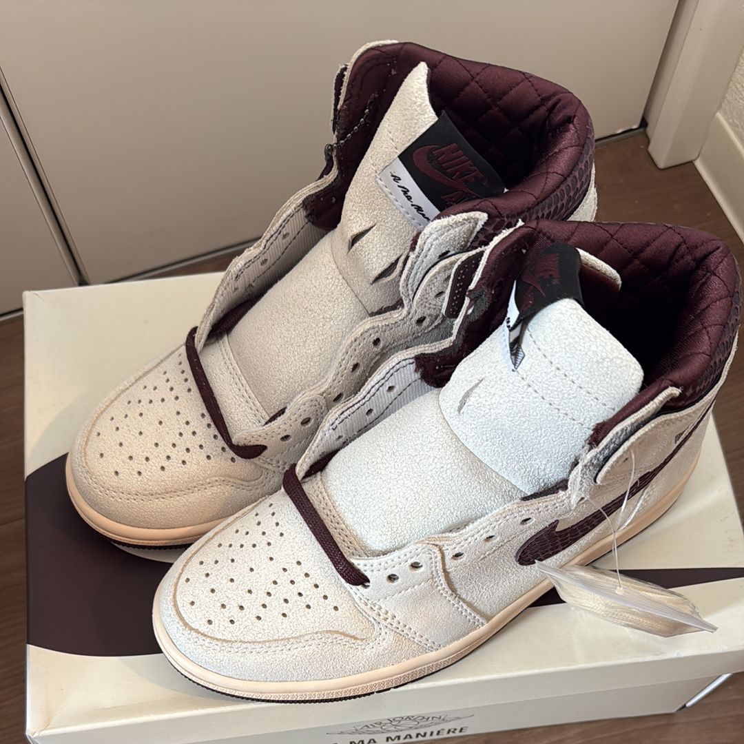 A Ma Maniere × Nike Air Jordan 1 Retro High OG "Sail and Burgundy"