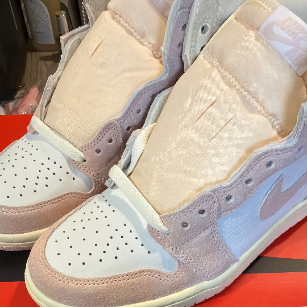 Nike Women's Air Jordan 1 Retro High OG "Washed Pink"