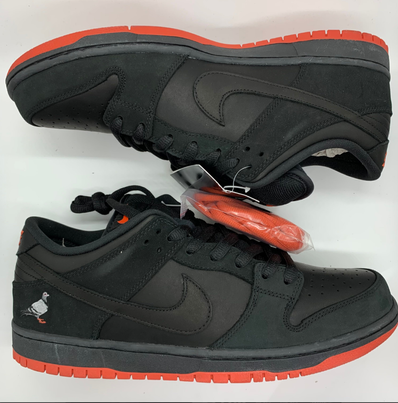 Nike SB Dunk Low TRD QS "Black Pigeon"