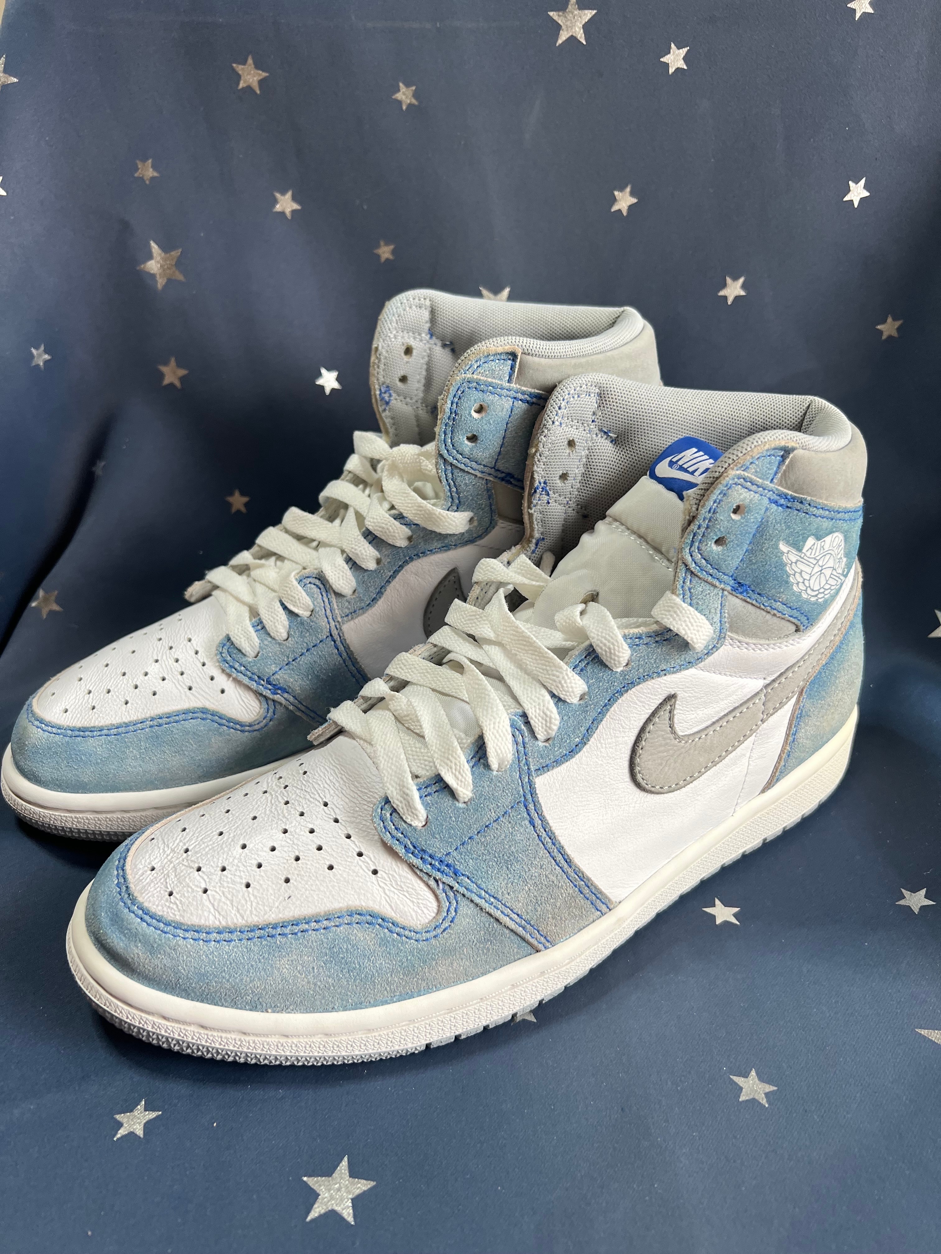 Nike Air Jordan 1 High OG "Hyper Royal"
